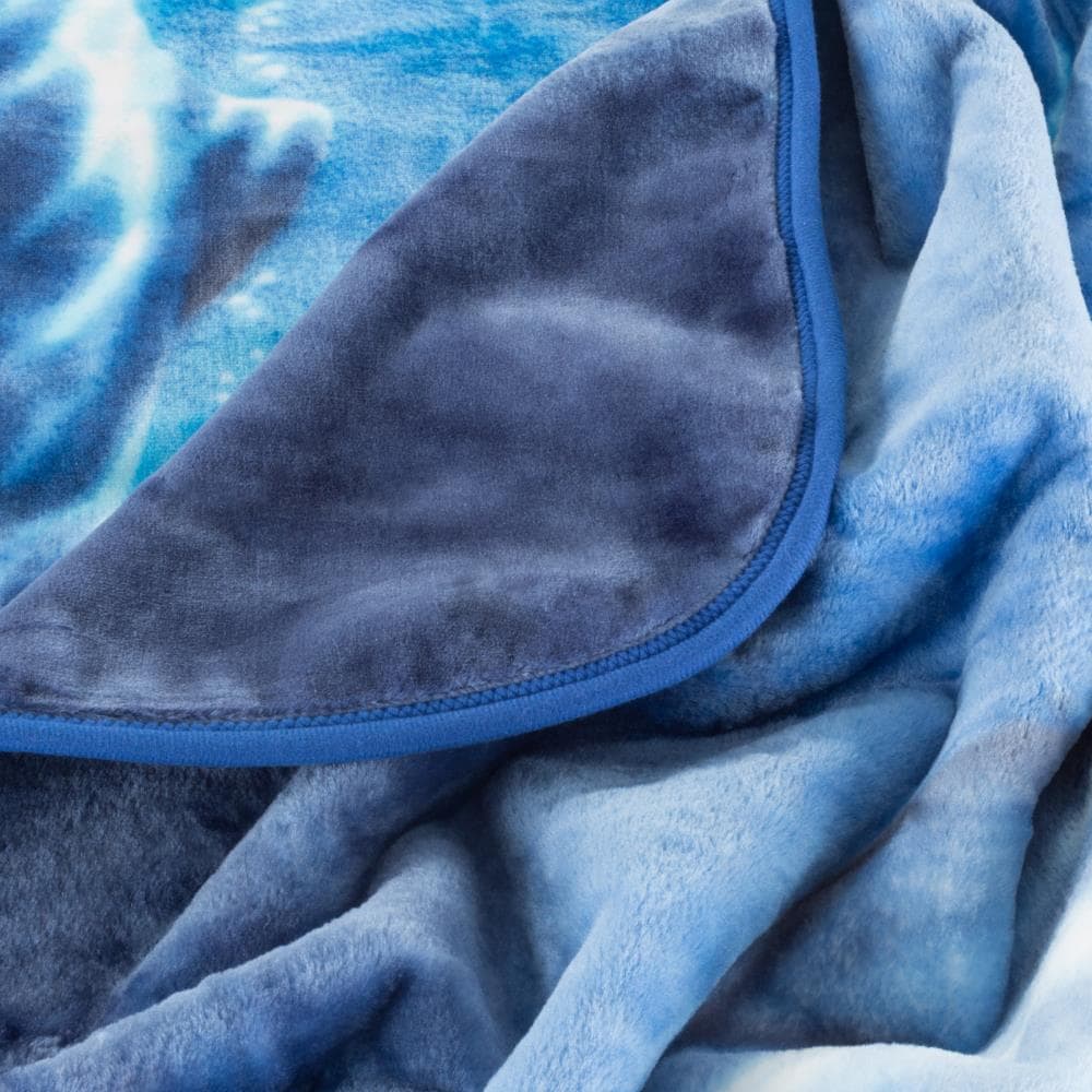 Ocean Dolphins Blue Fleece Weighted Blanket 8 Lb