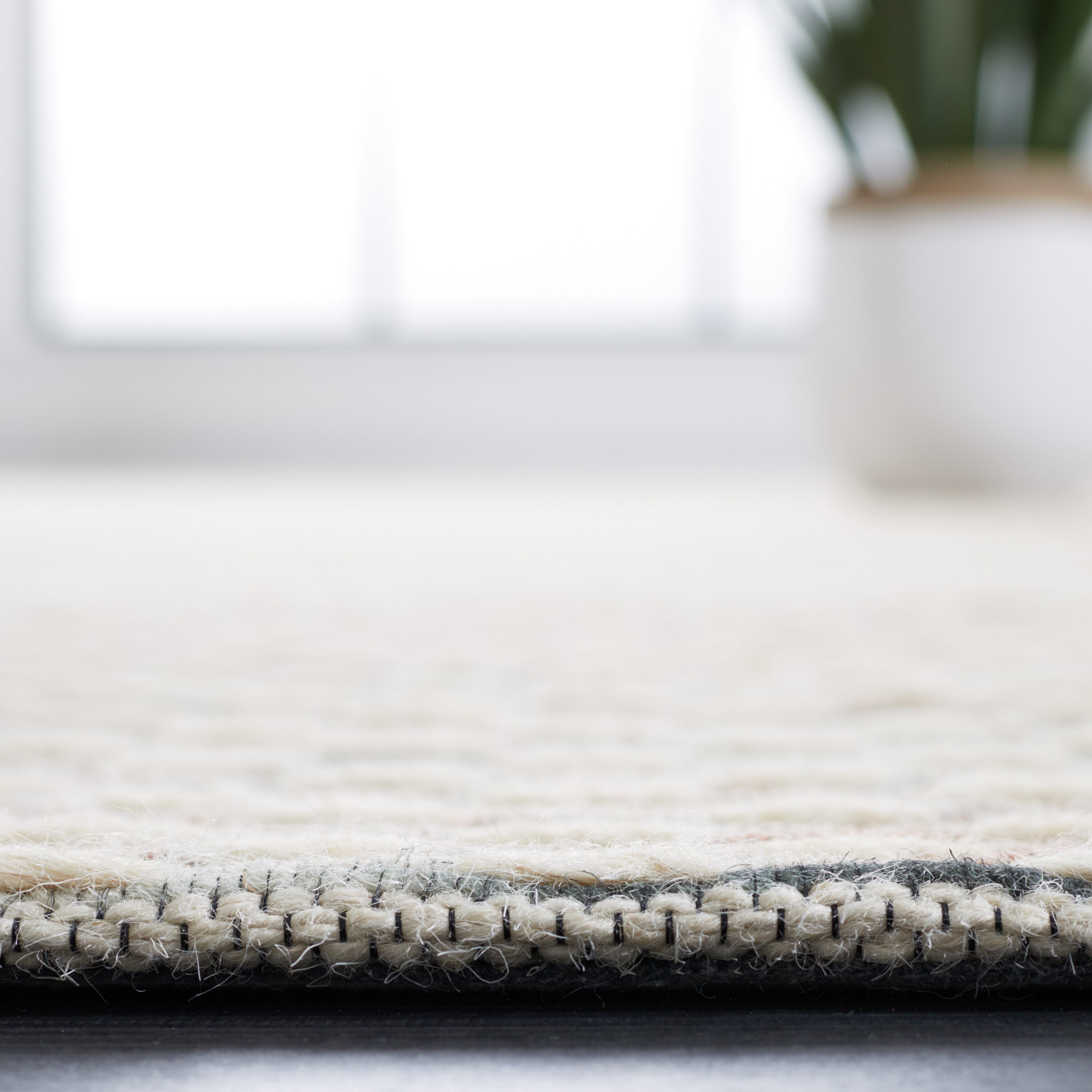 Safavieh MRB158P-28 rugs - View #4
