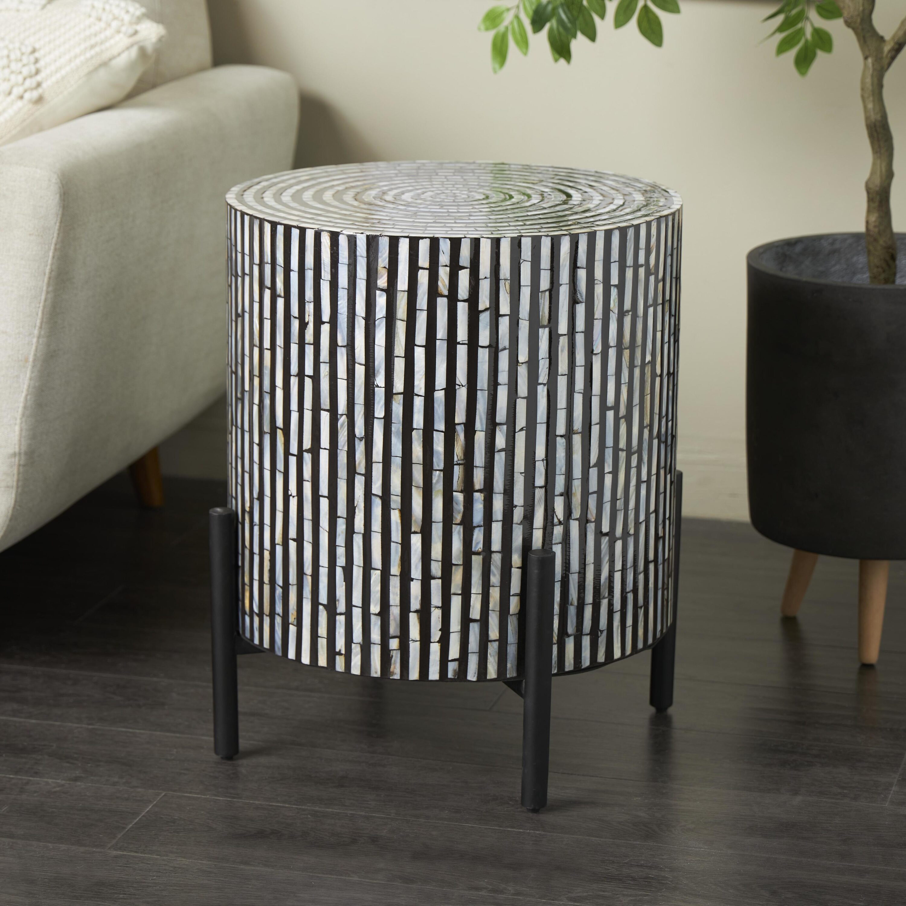 Grayson Lane 823257 17.9-in W x 22.3-in H Multi Colored Handmade Inlay Wood Round Modern End Table