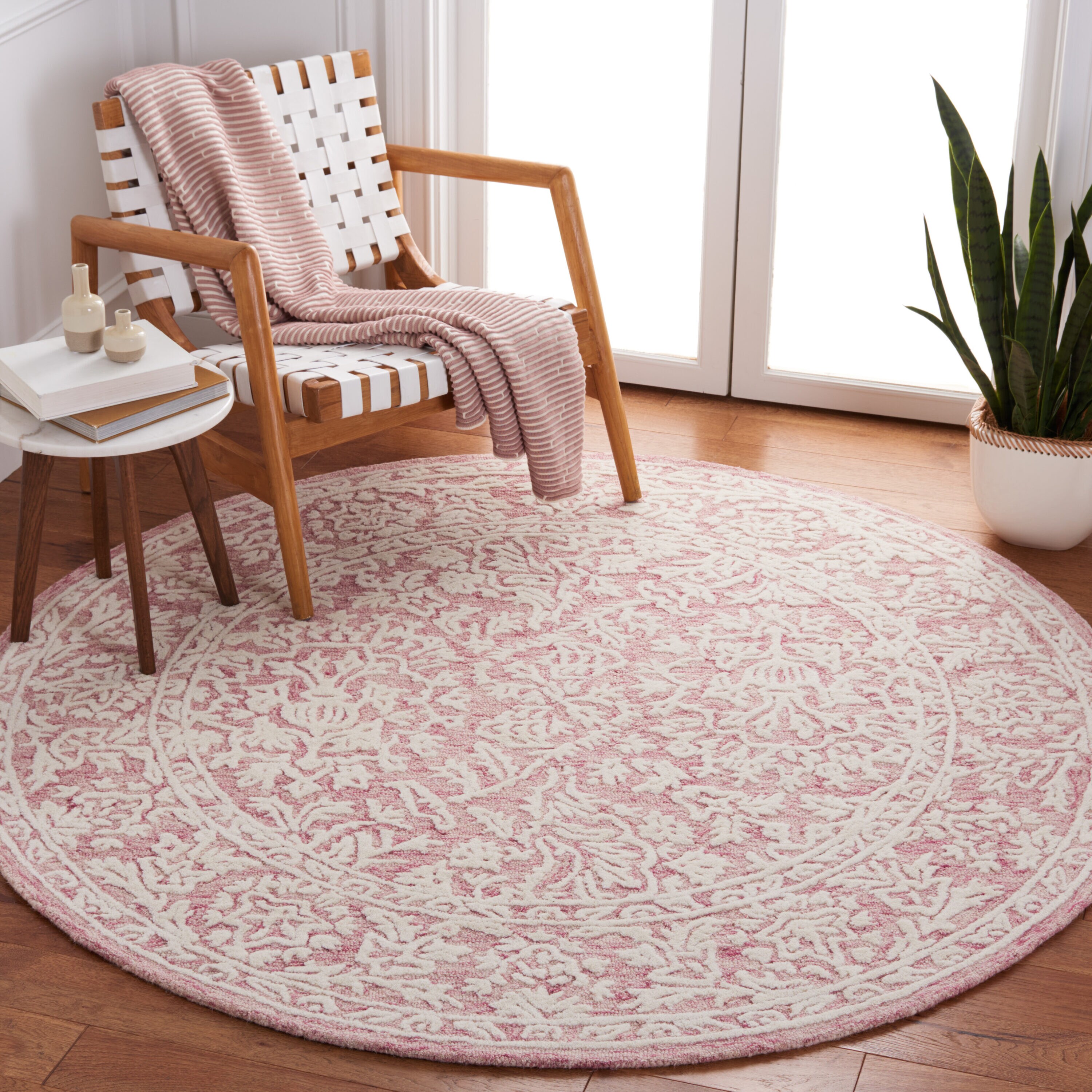  Metro 864 Pink/Ivory Traditional 6ft x 6ft Round Rug