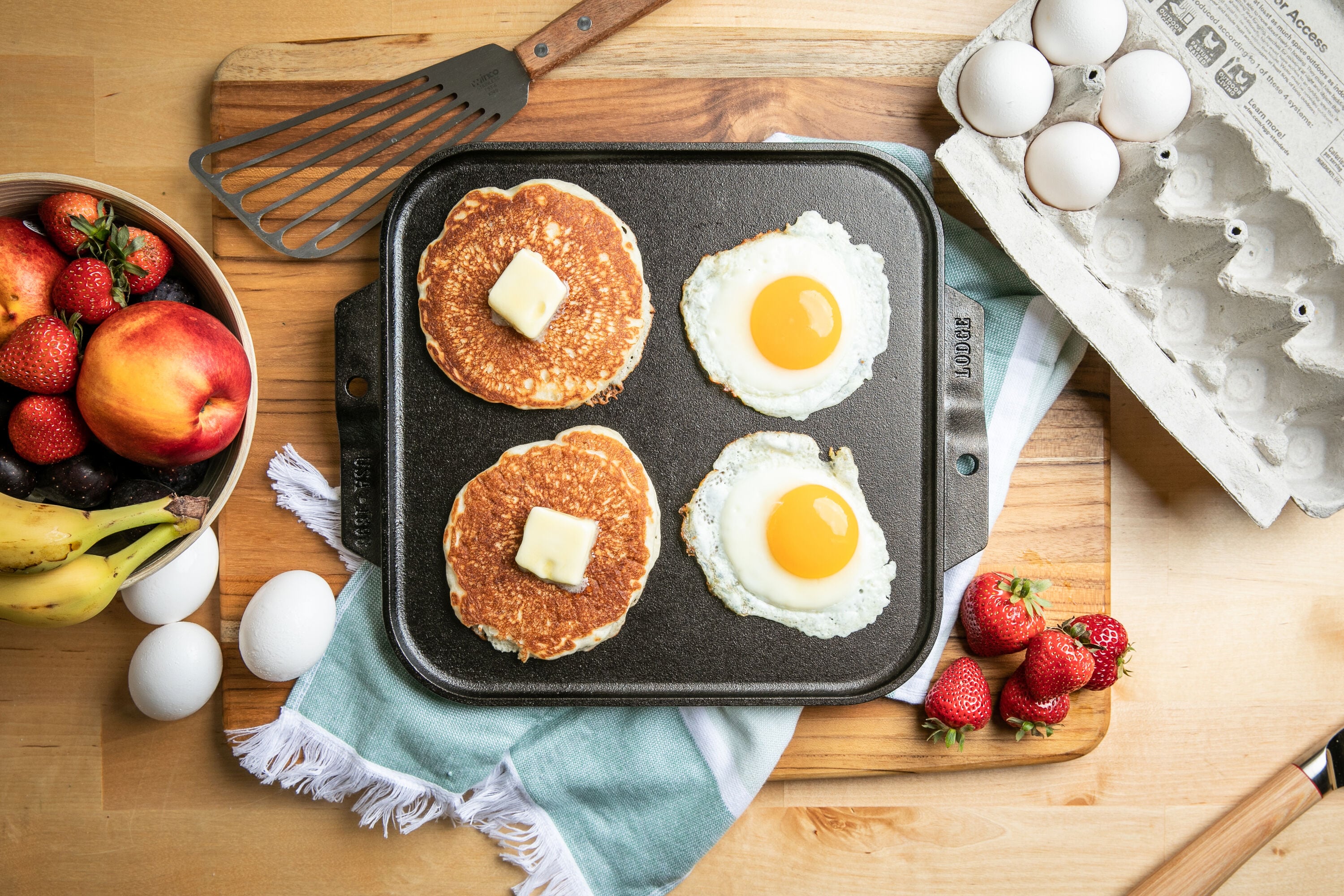 Lodge 10.5" Black Cast Iron Reversible Grill Griddle