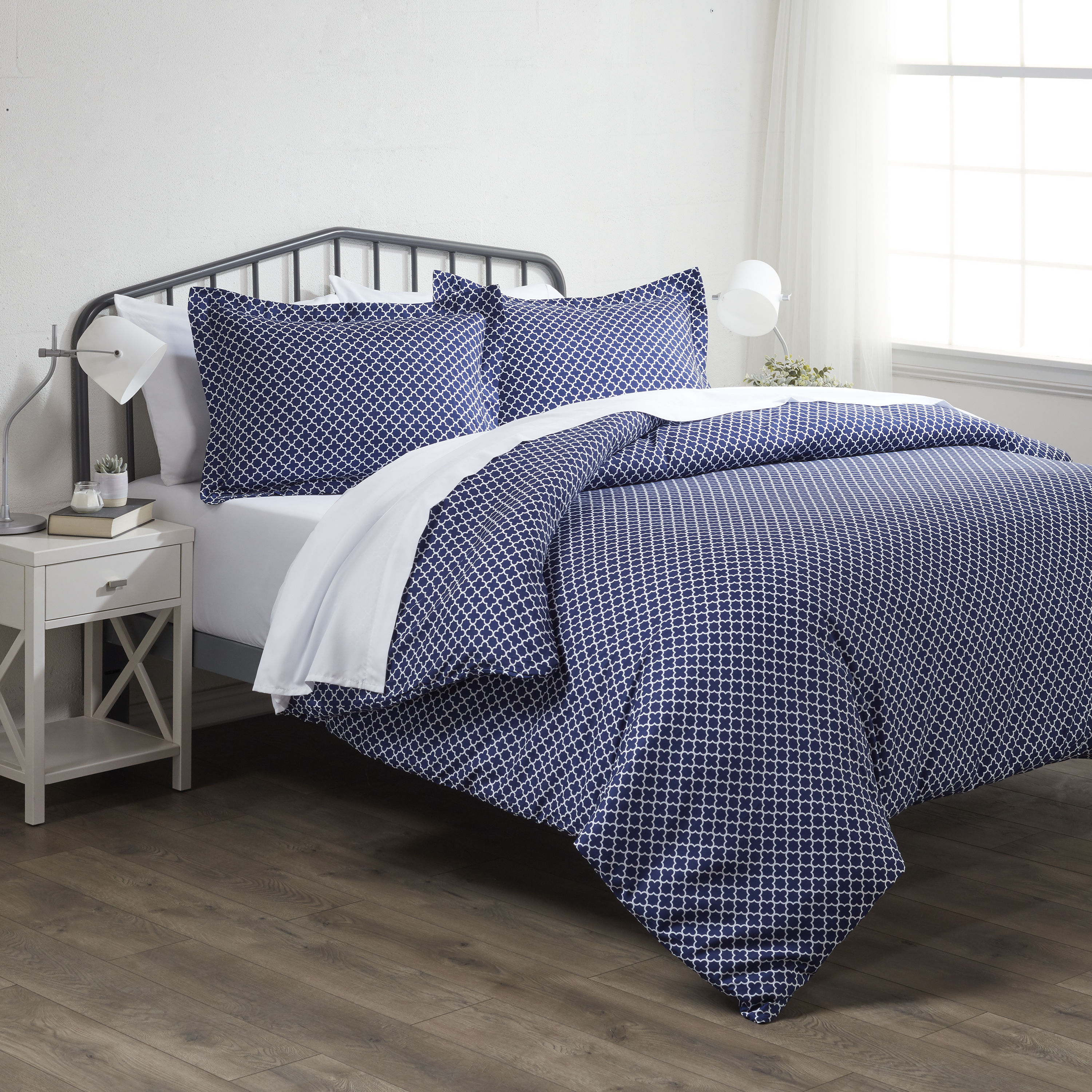 Ienjoy Home Home 3-Piece Navy King/California King Duvet Cover Set