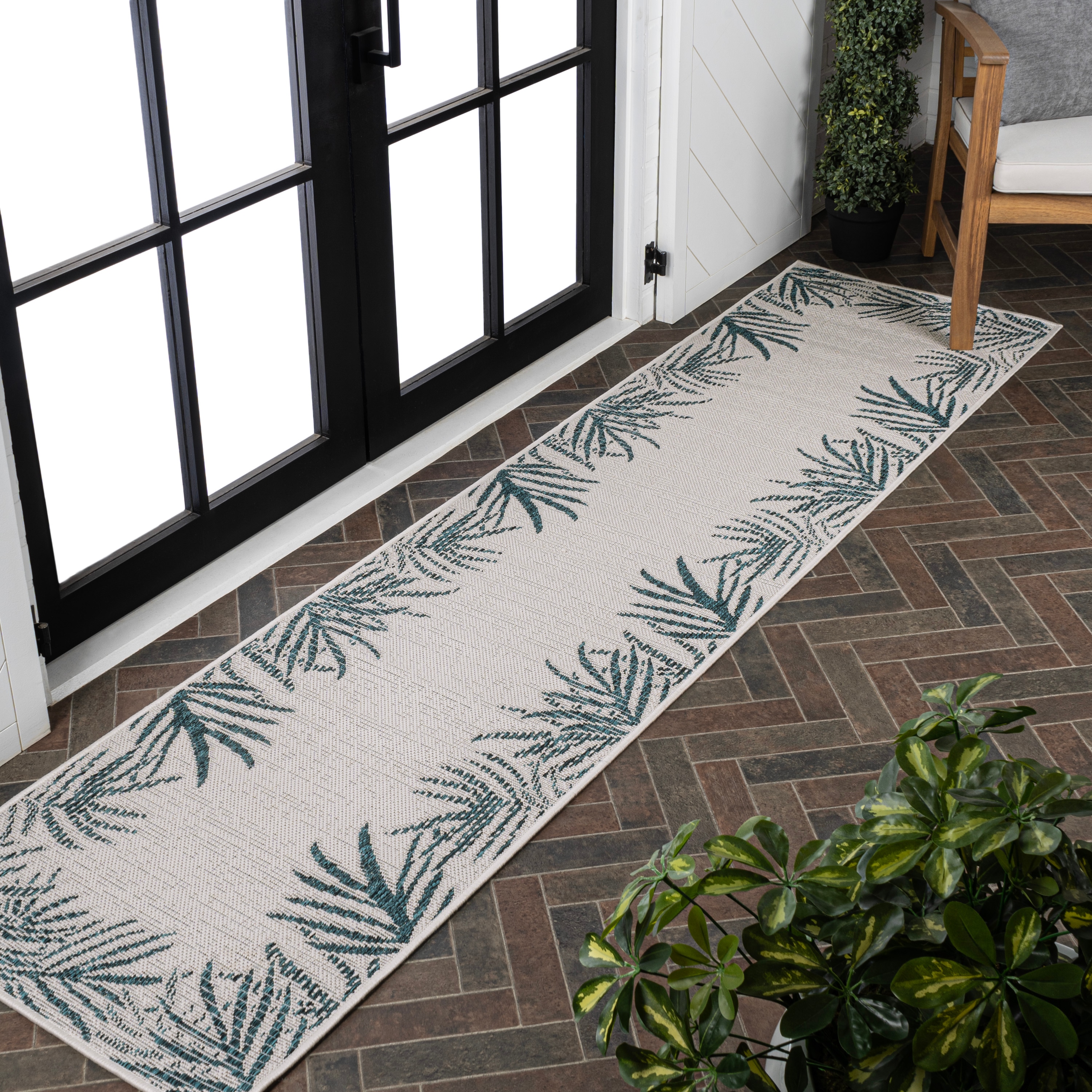 JONATHAN  Y TSN207C-28 TUSCAN SUN Isla Palm Frond 2 x 8 (ft) Loomed Polypropylene Blue/Cream Rectangular Indoor/Outdoor Floral/Botanical Farmhouse/Cottage Runner rug