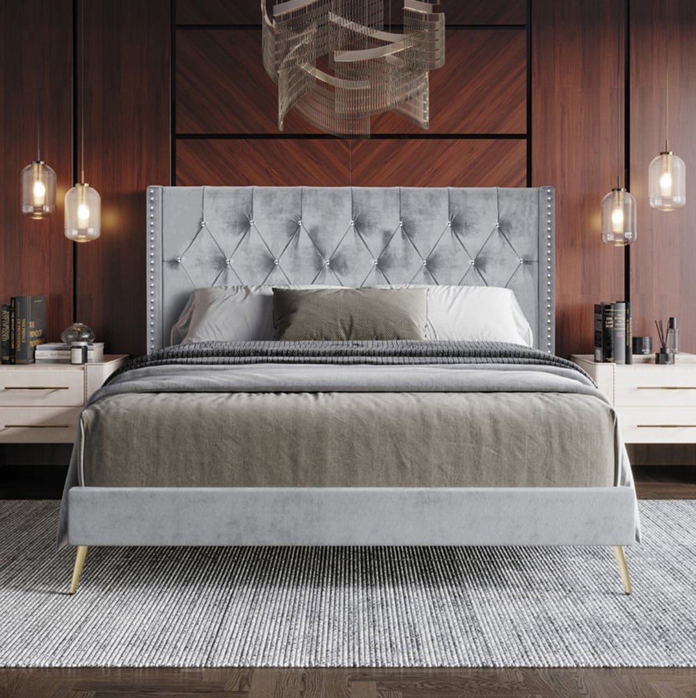 Full Silver Gray Wood Tufted Platform Bed with Headboard