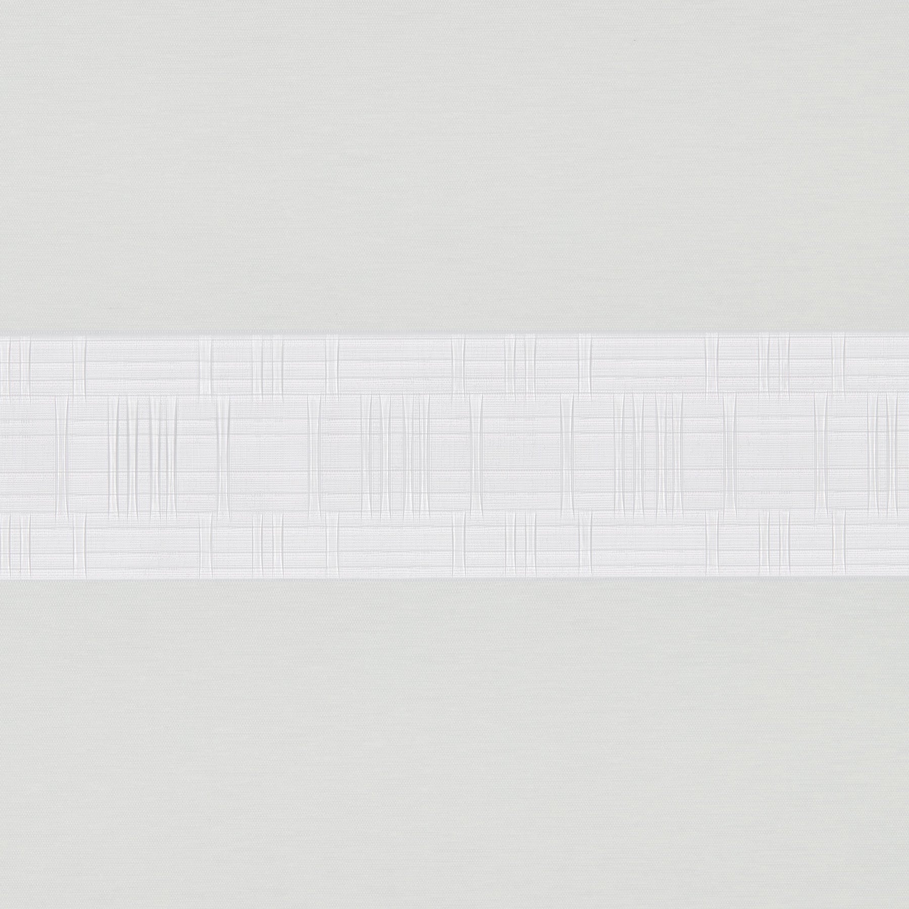 Bali 18B-4544 Aloft Blizzard Sheer Polyester Roman or roller shade swatch