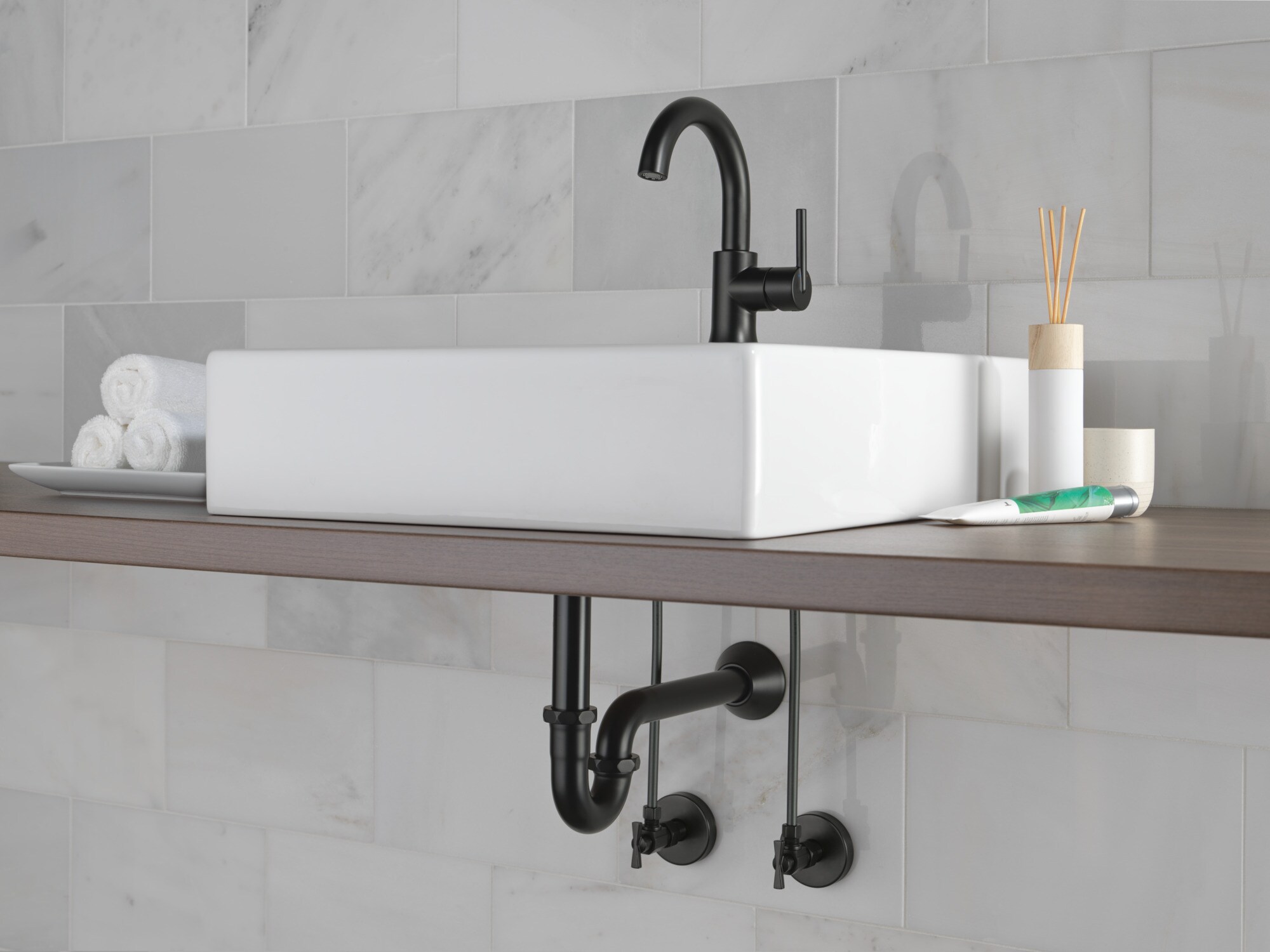 Delta DT022203-BL Under-Sink-Tubular-Drainage - View #3