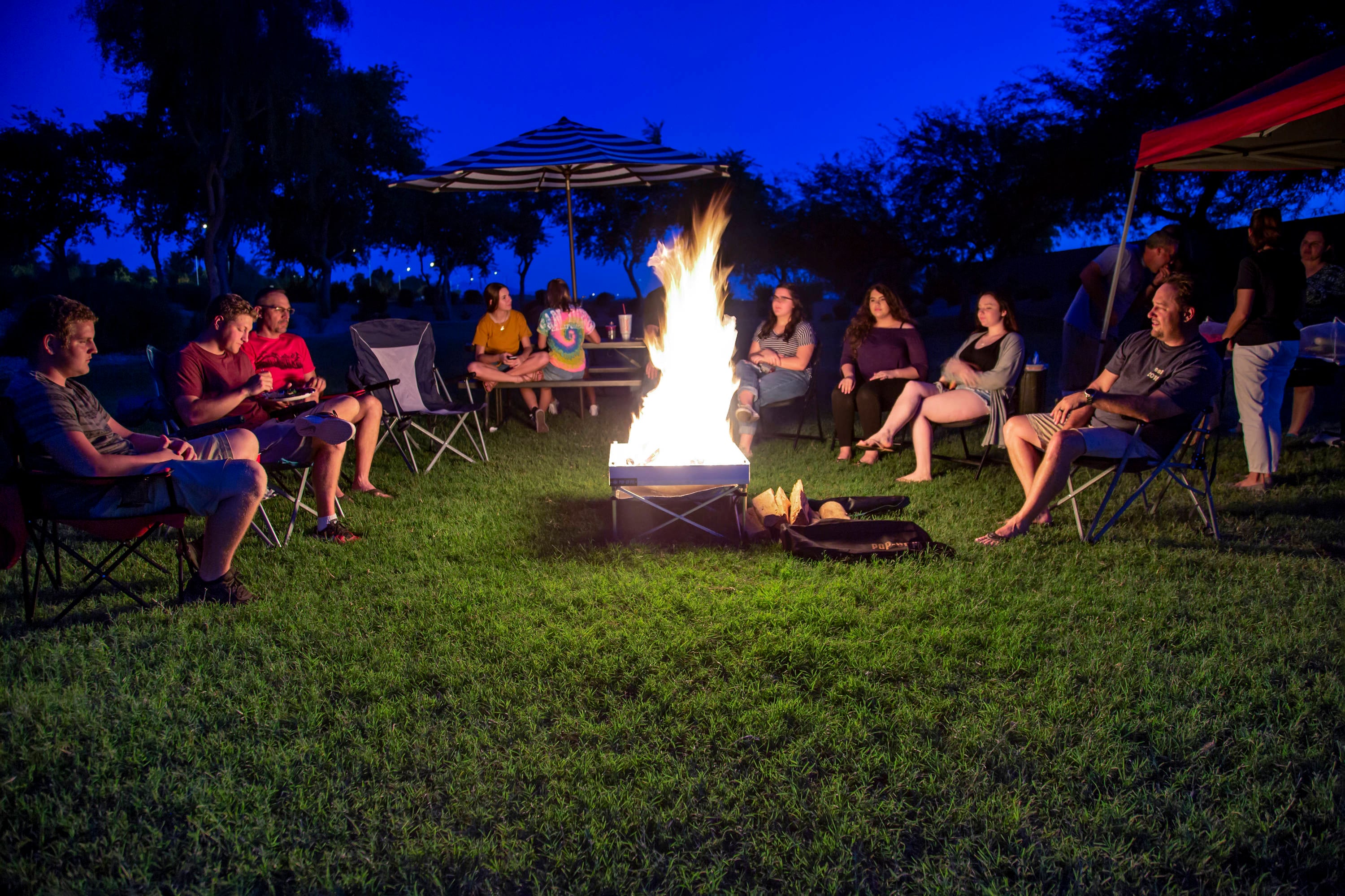 Fireside Outdoor CDGG24-TRI Gas-Grill-Cookgrates-Warmracks - View #7