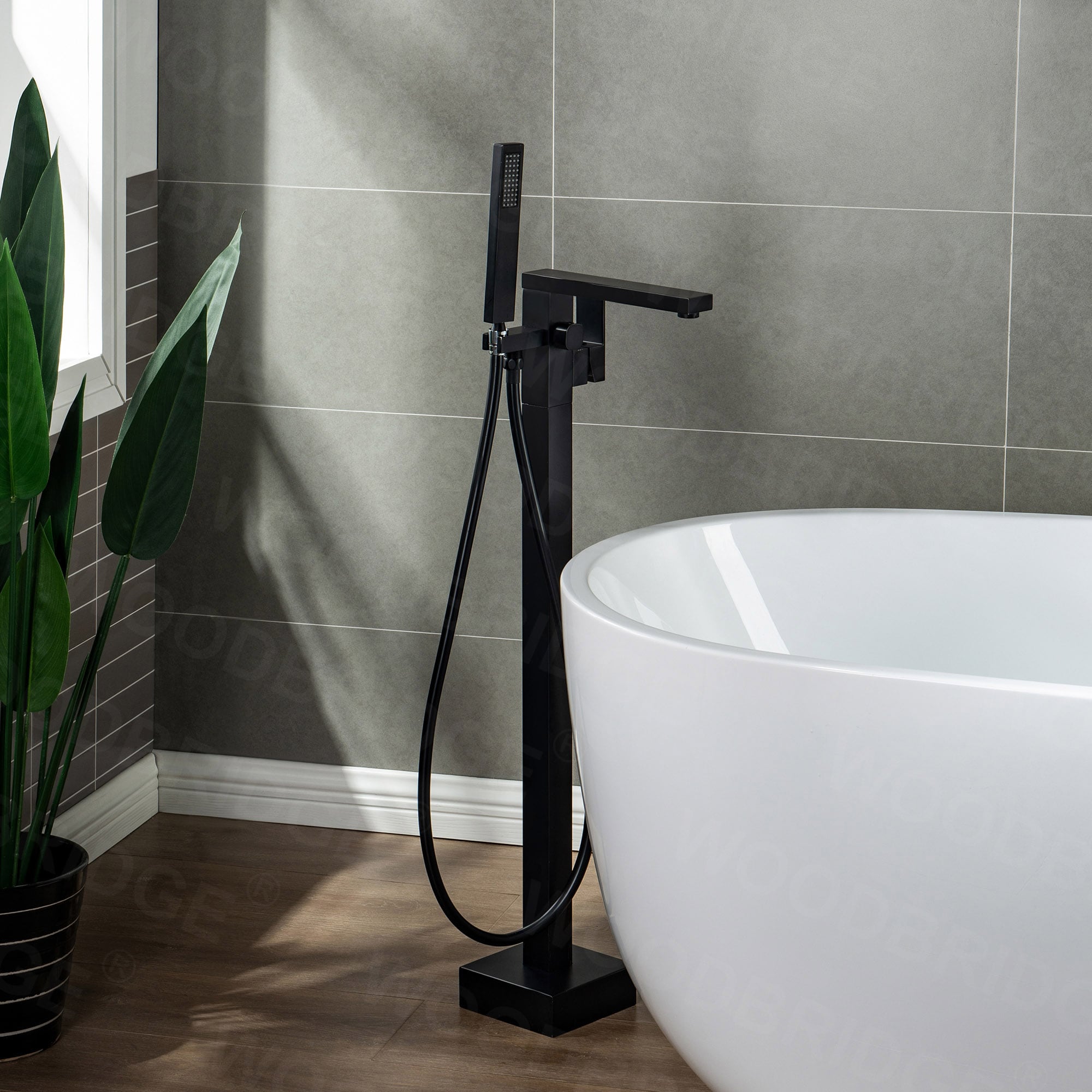 Woodbridge Zurich Matte Black 1-handle Freestanding Low-arc Bathtub Faucet with Hand Shower