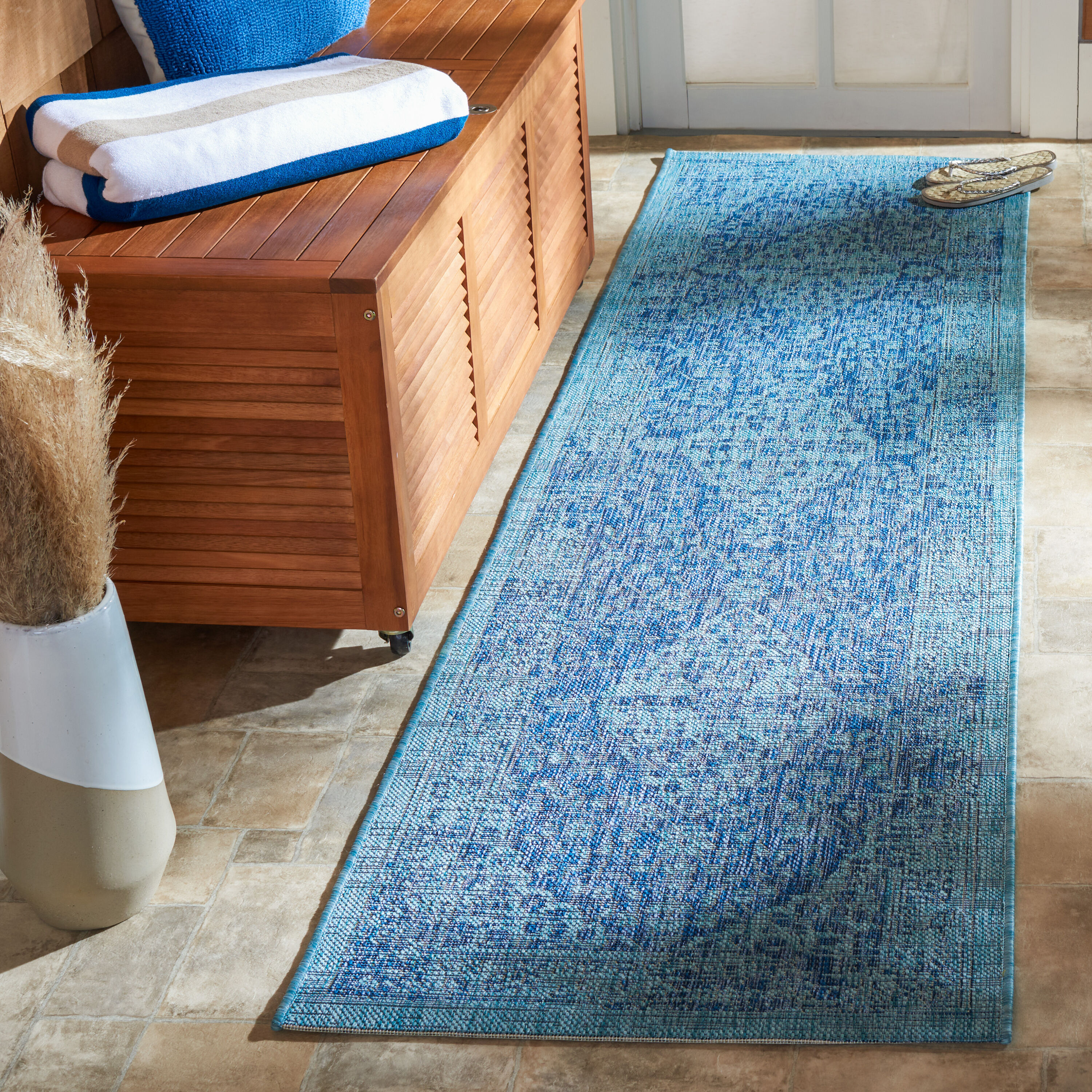 Safavieh CY8720-39421-28 Courtyard 2 x 8 (ft) Loomed Synthetic Navy/Aqua Rectangular Indoor/Outdoor Medallion Runner rug