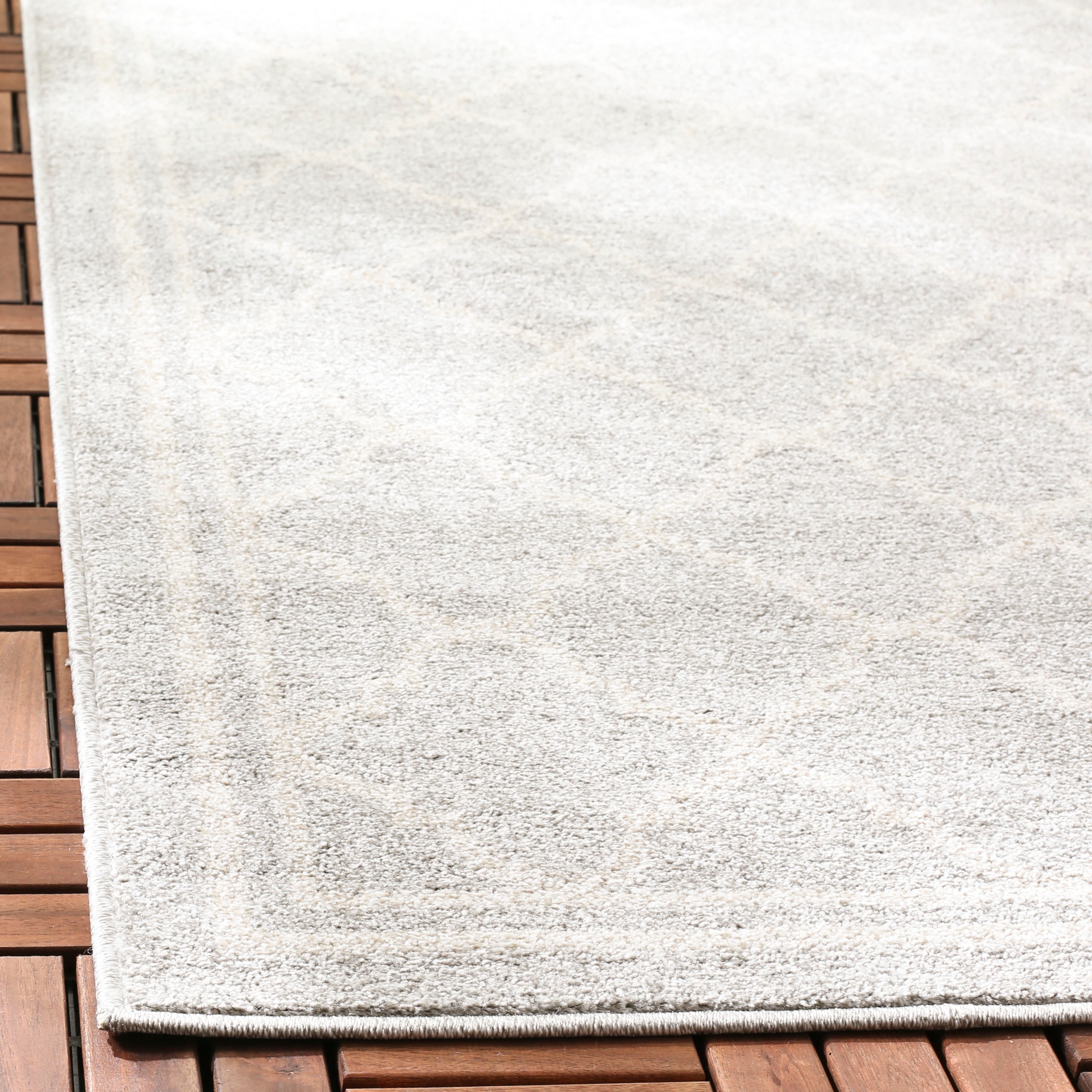 Safavieh AMT422B-7SQ rugs - View #3