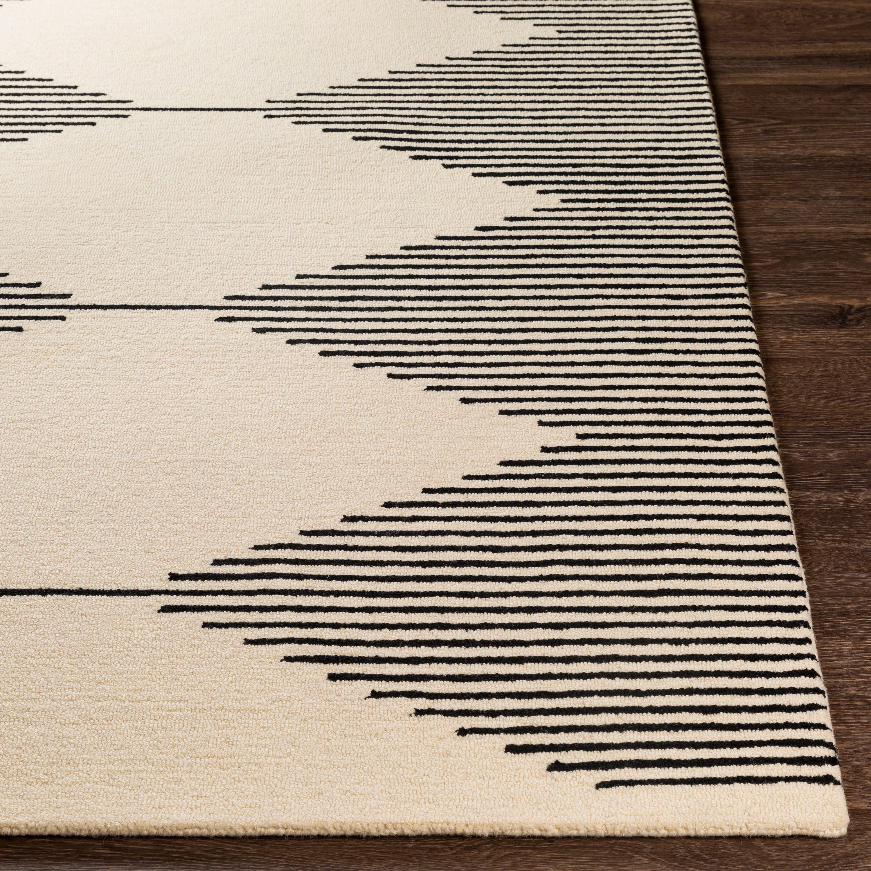 Handmade Tufted Geometric Black Wool Rug 4' x 6'
