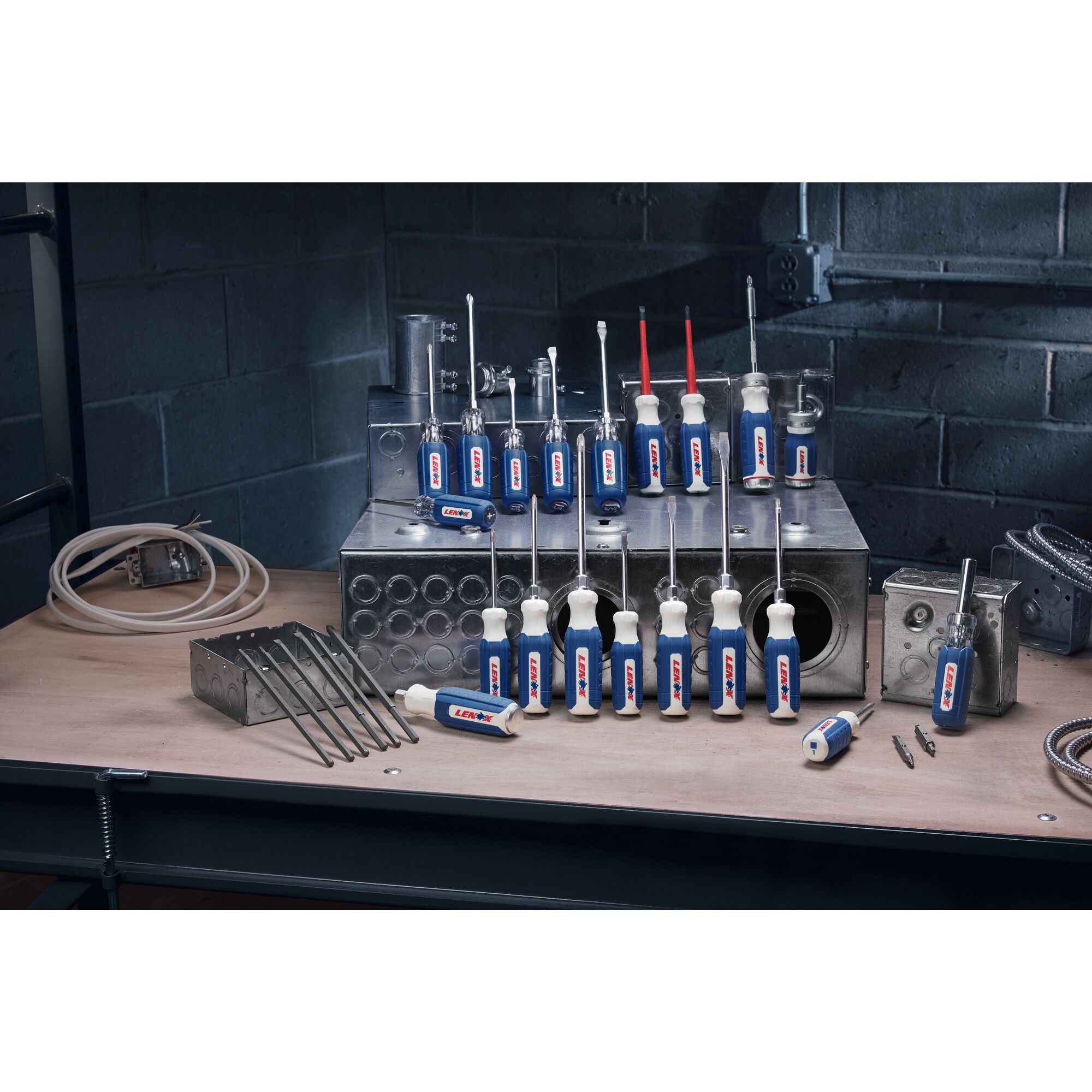 LENOX LXHT65005 7-Piece Bi-material Handle Multi-bit Assorted Drive Screwdriver Set