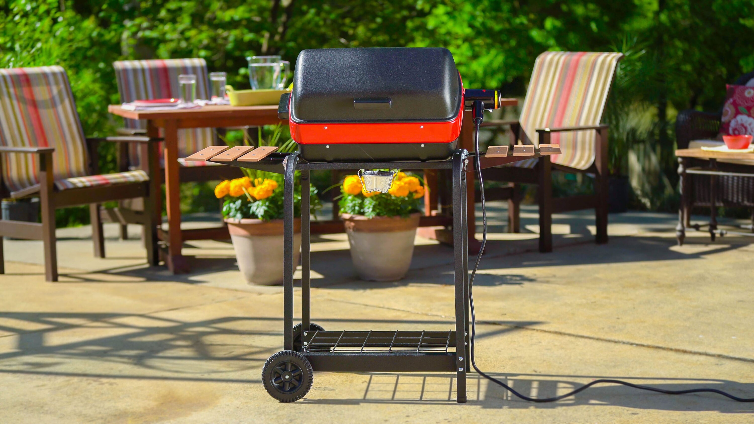 Americana Cart Grill with Side Tables 1500-Watt Satin Black Electric Grill 9325U8.181 Sansujyuku sansujyuku.com