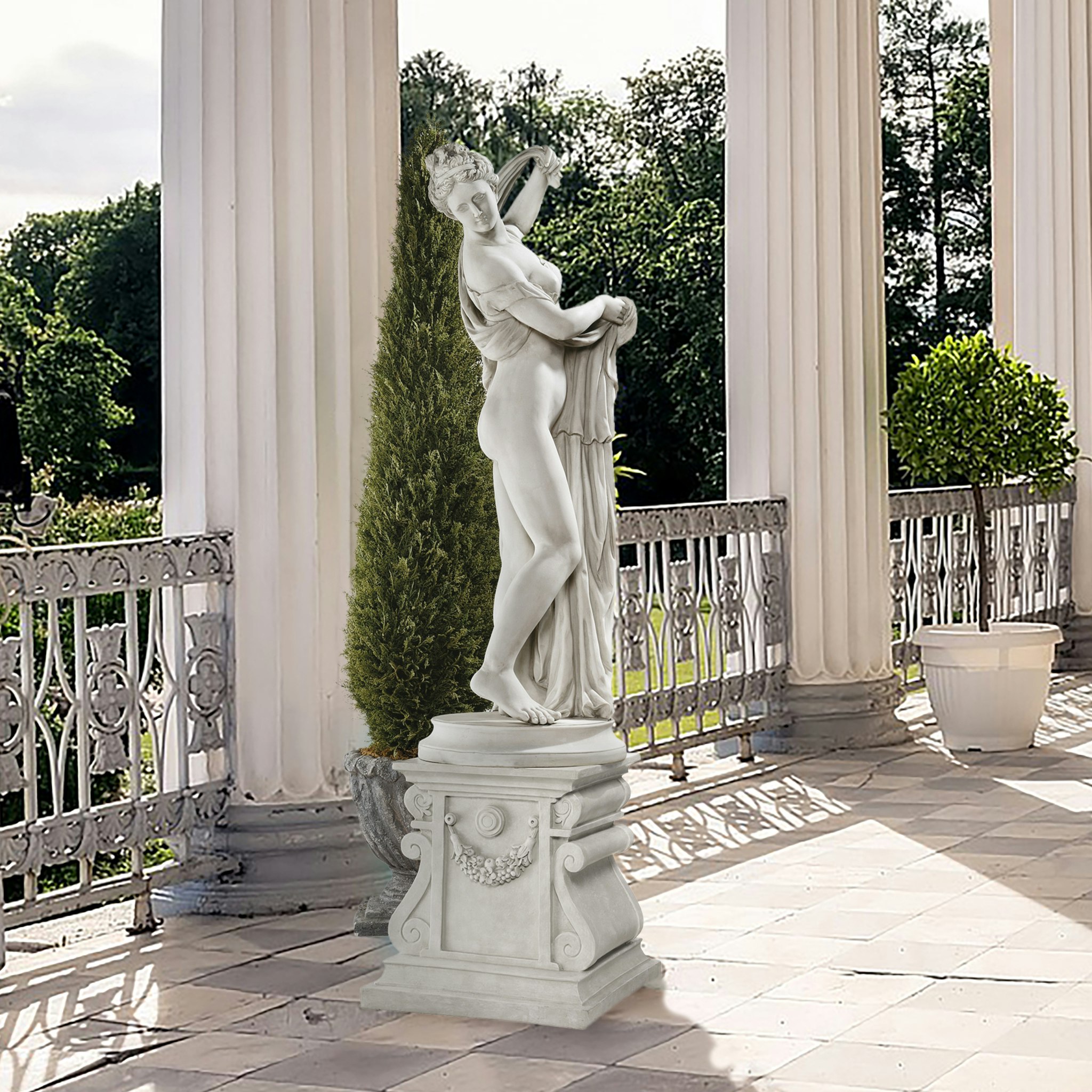 Design Toscano 36-in H x 11-in W Off-white People Garden Statue at