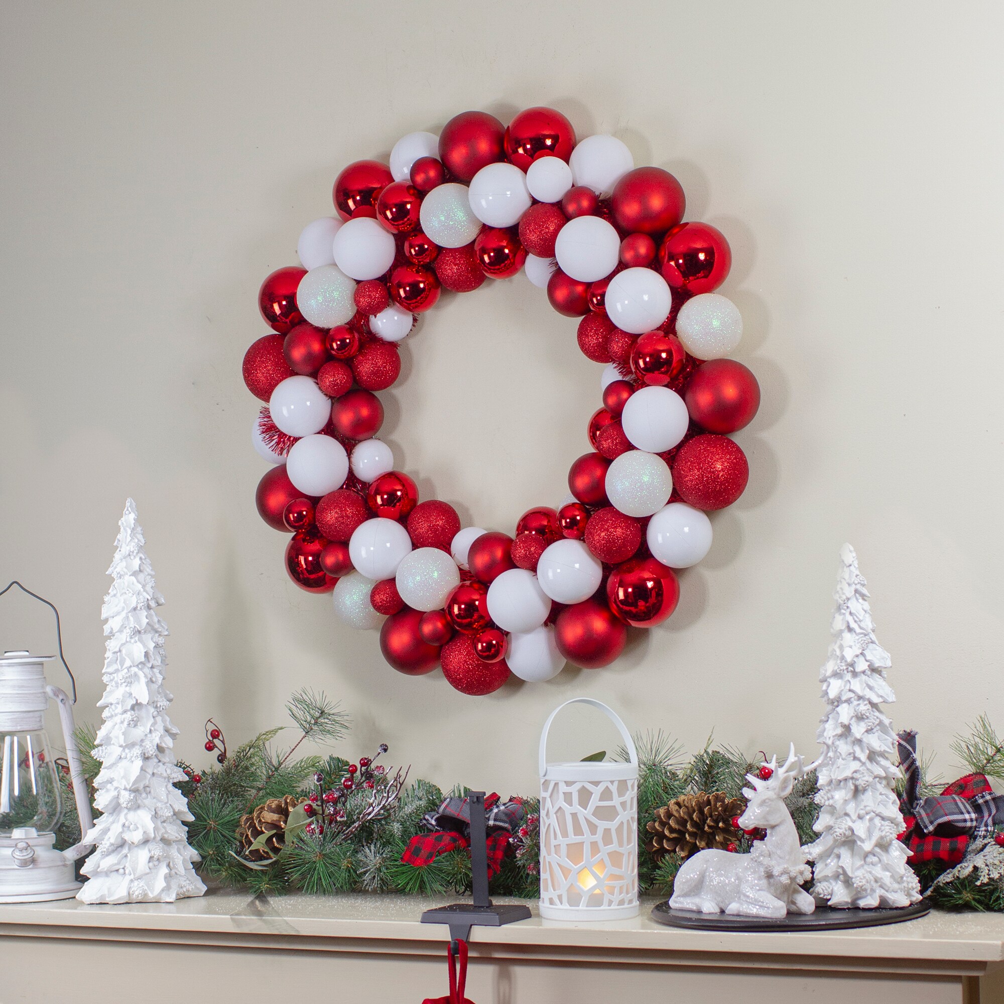 Northlight 34313035 Artificial-Christmas-Wreaths - View #2