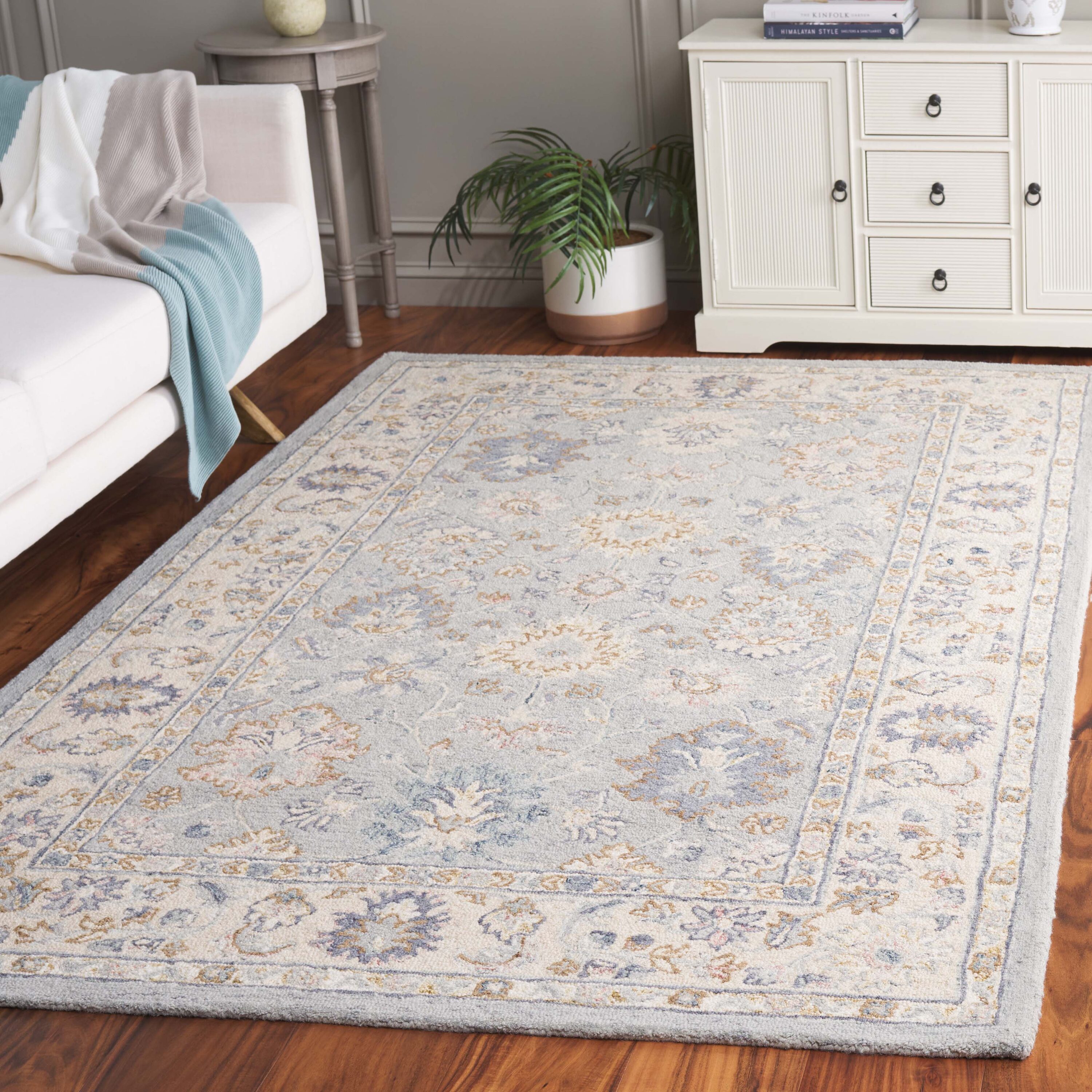  Martha Stewart 3367 Gray/Ivory Traditional 4ft x 6ft Small Rectangle Rug