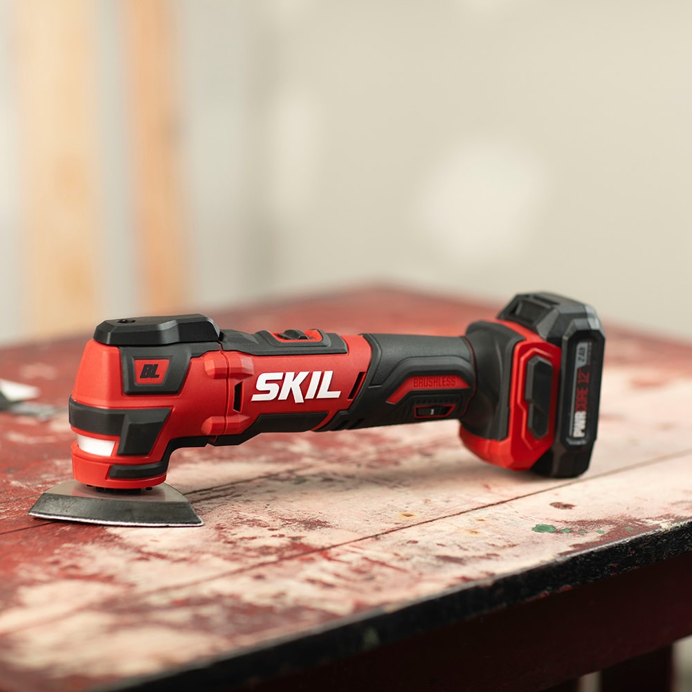 SKIL PWR CORE 12 Cordless Brushless 12-volt Variable Speed 32-Piece Oscillating  Tool Kit (1-Battery Included) in the Oscillating Tool Kits department at 