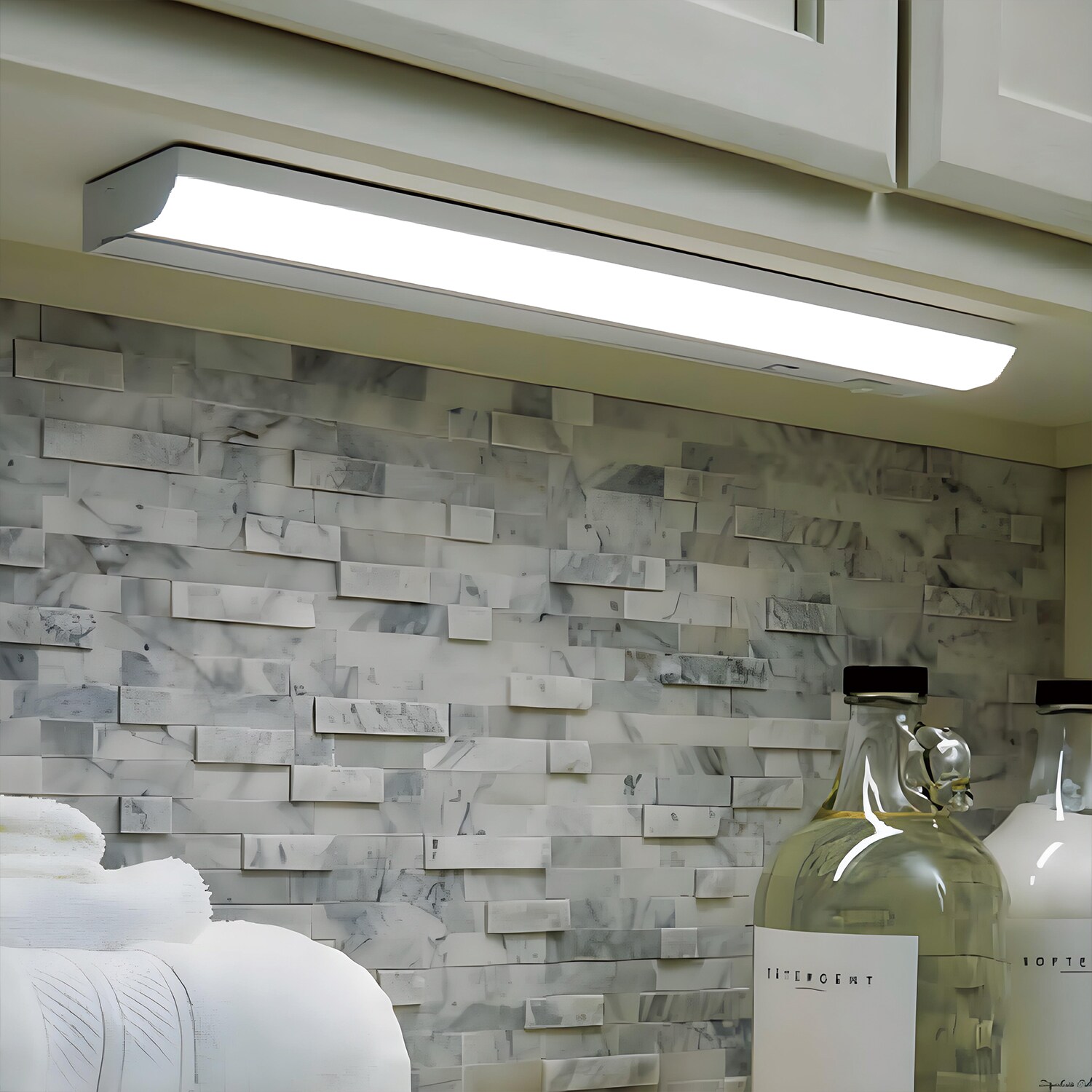 Utilitech MXW1010-L50K9027 Led-Cabinet-Lighting - View #3