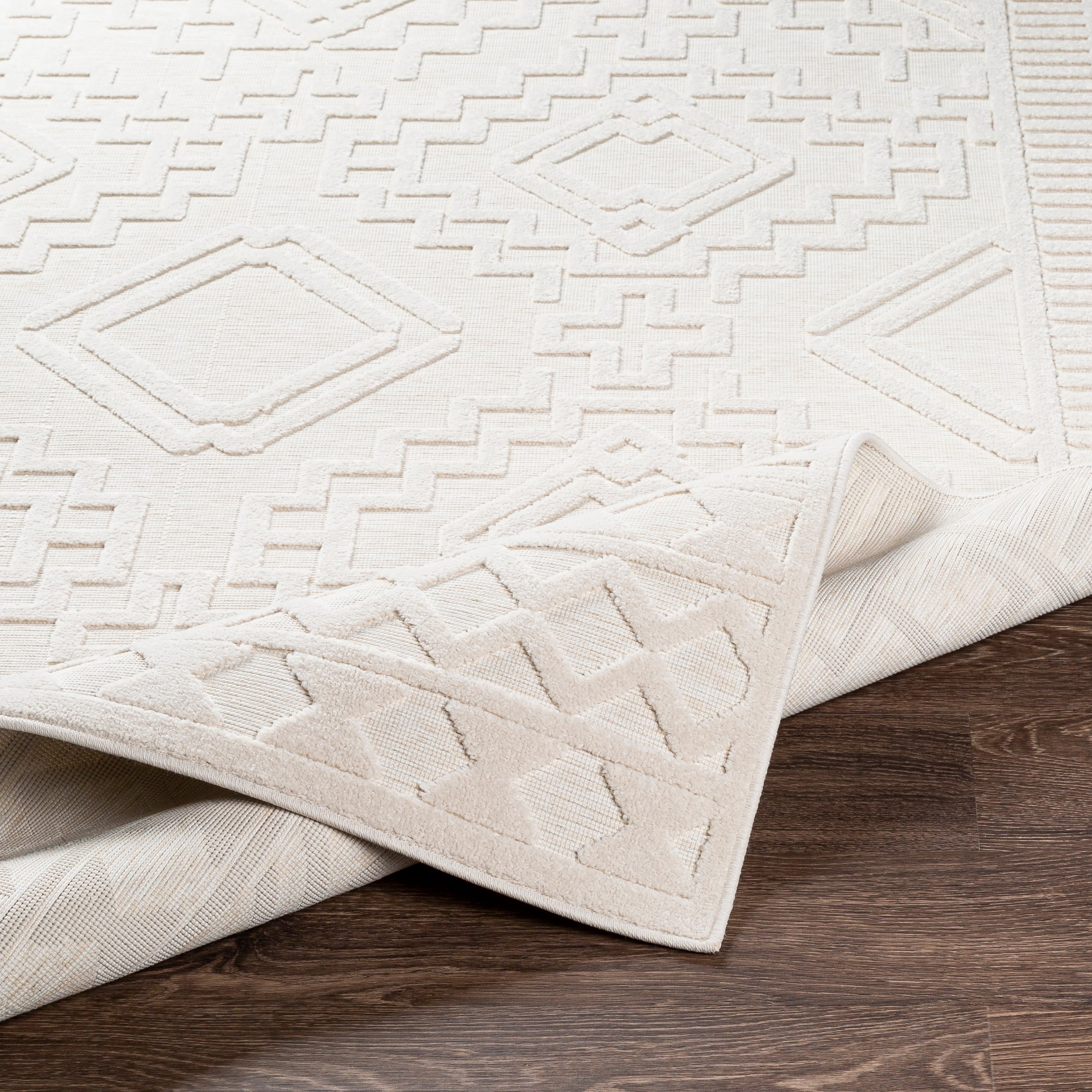 Ivory Geometric Easy-Care Synthetic Rug 5'3" x 7'3"