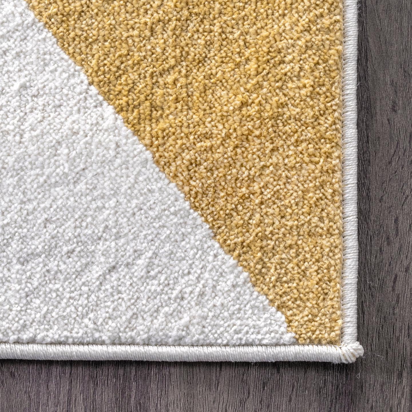 Raegan 52''x24'' Modern Abstract Gray Synthetic Area Rug
