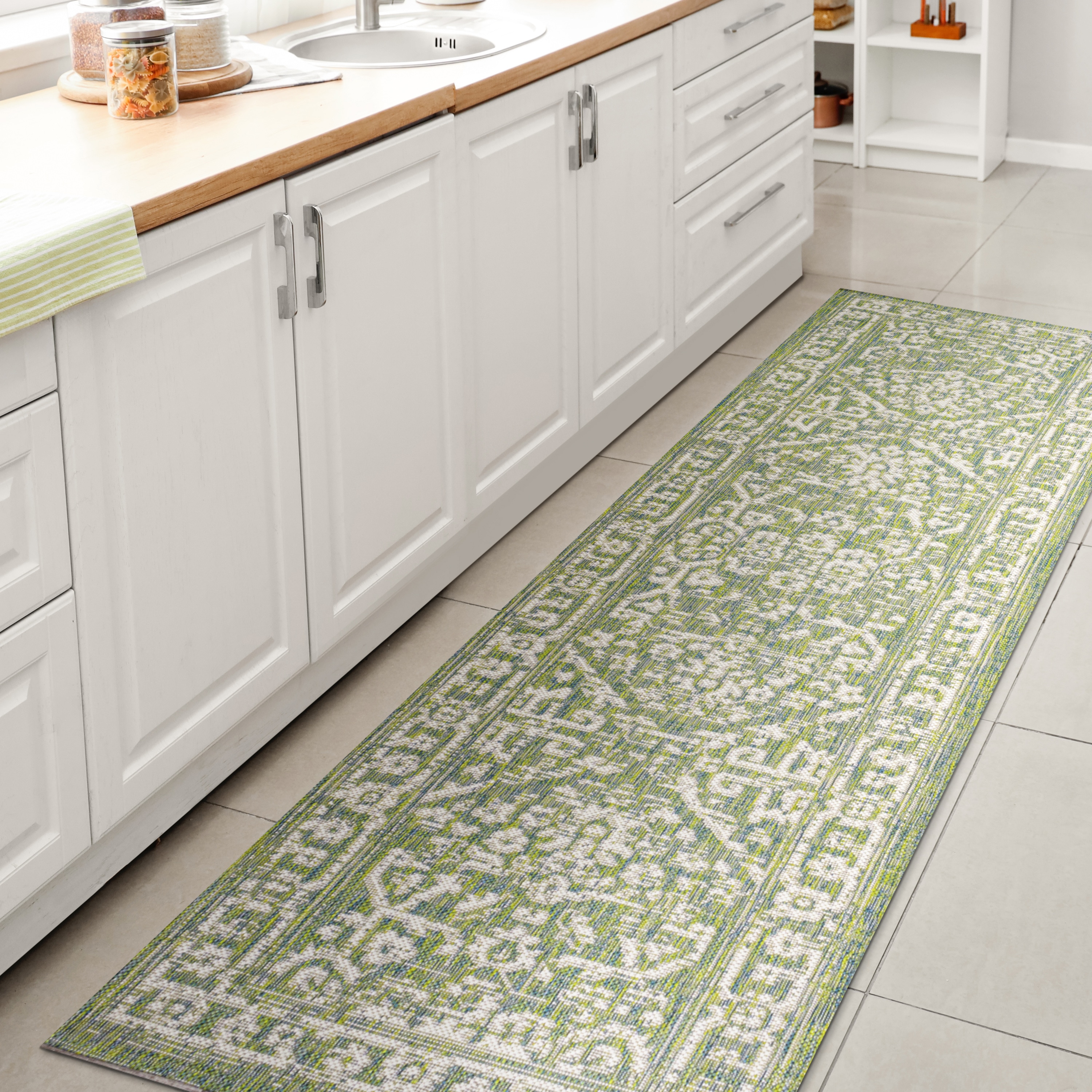 JONATHAN  Y SMB104F-210 Santa Monica Malta Textured Weave 2 x 10 (ft) Loomed Polypropylene Cream/Green Rectangular Indoor/Outdoor Border Coastal Runner rug