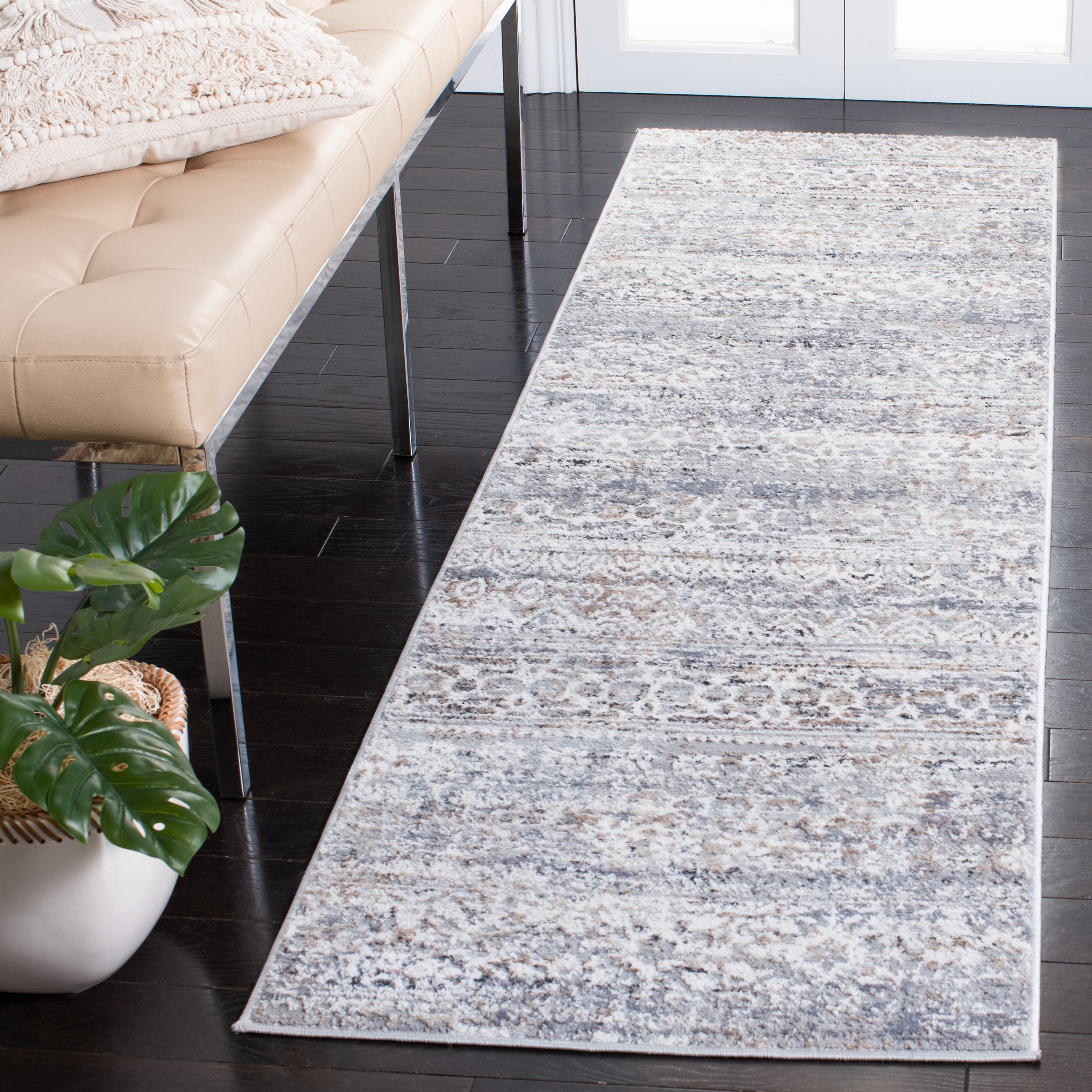 Safavieh ALA484H-28 Amelia Hinako 2 x 8 (ft) Loomed Synthetic Gray/Gold Rectangular Indoor Floral/Botanical Bohemian/Eclectic Runner rug