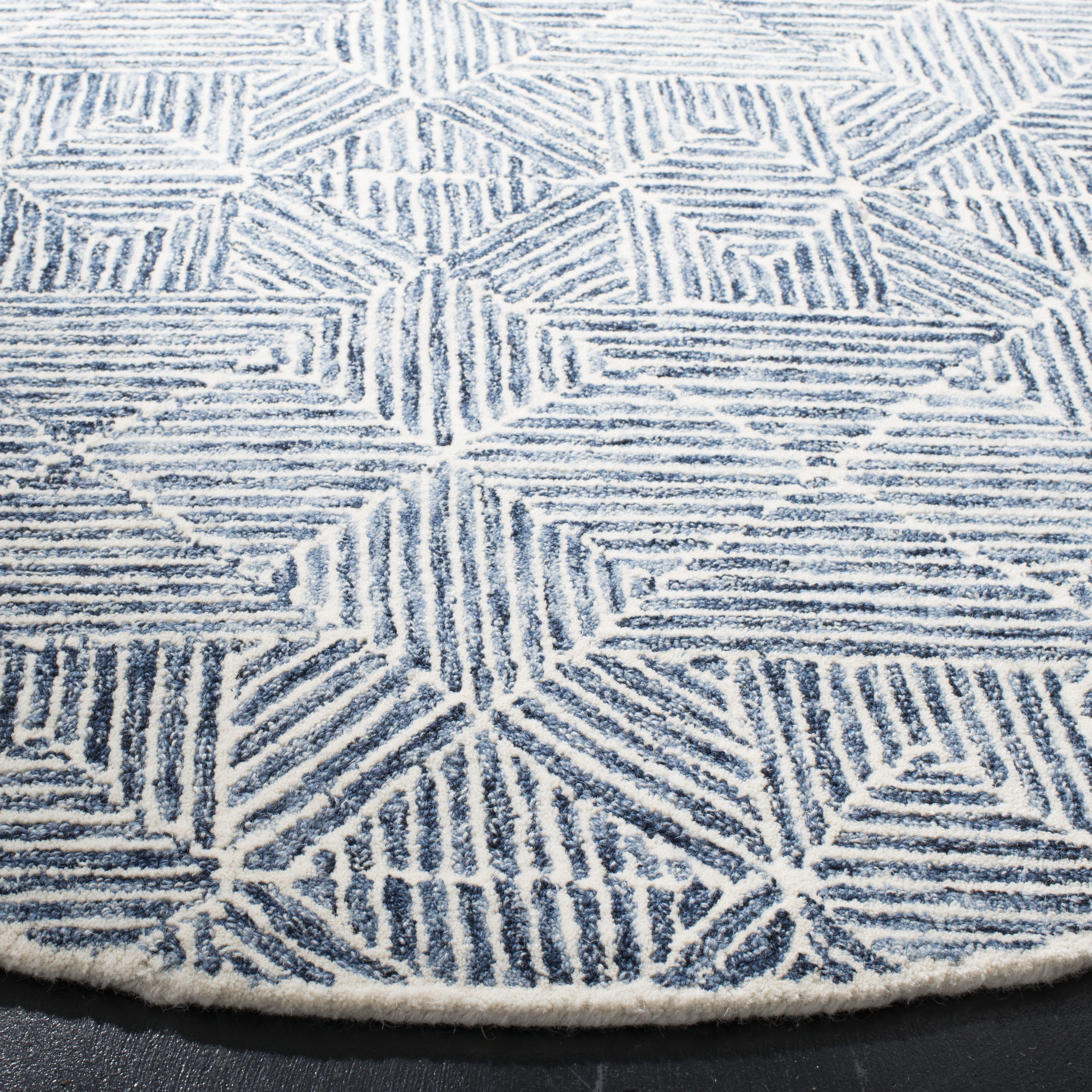 Safavieh ABT763M-4R rugs - View #3