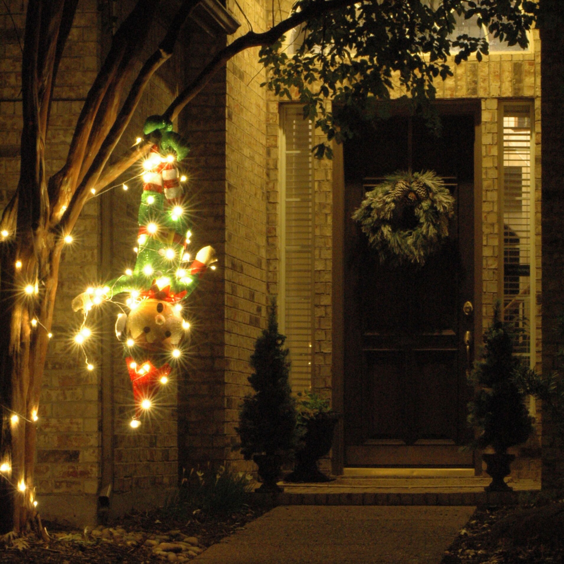 Haute Decor ELB0101 Outdoor-Christmas-Decor - View #2