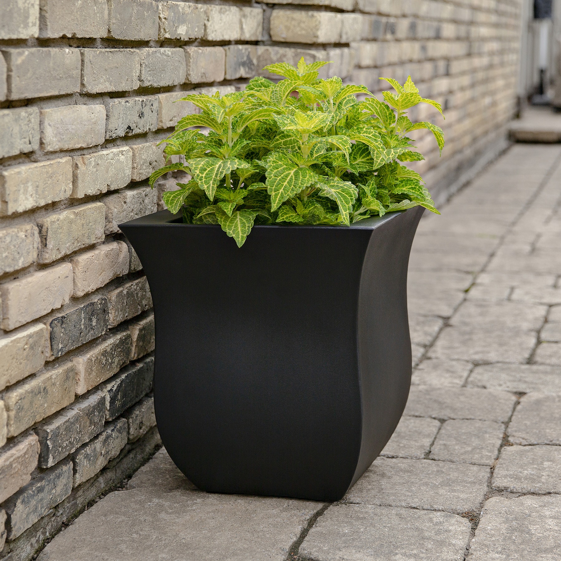 Mayne Column Planter Decorative Pot Tall Garden 16 Inch Square Black Plastic New 