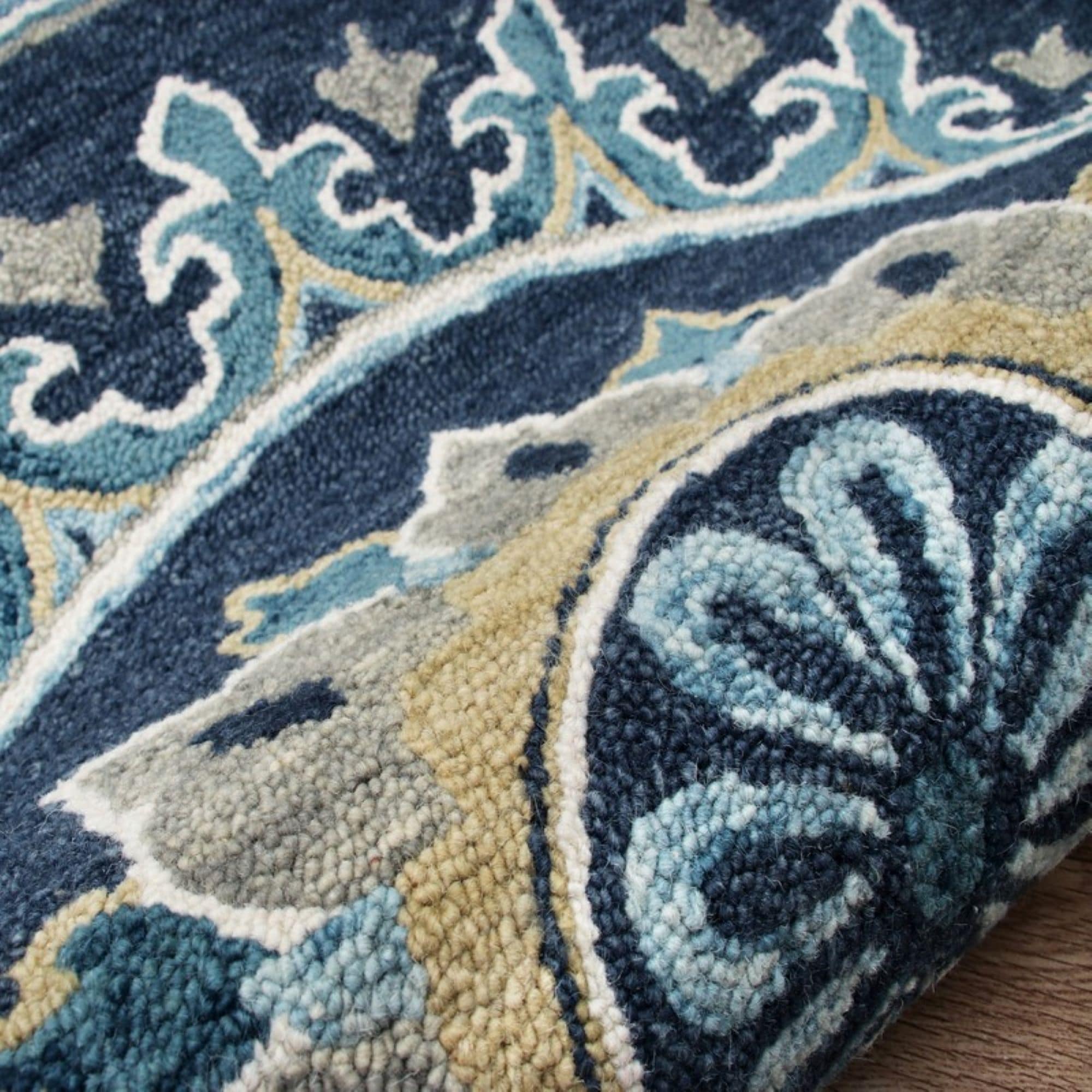 Handmade Blue Floral Medallion Wool Round Rug, 5'