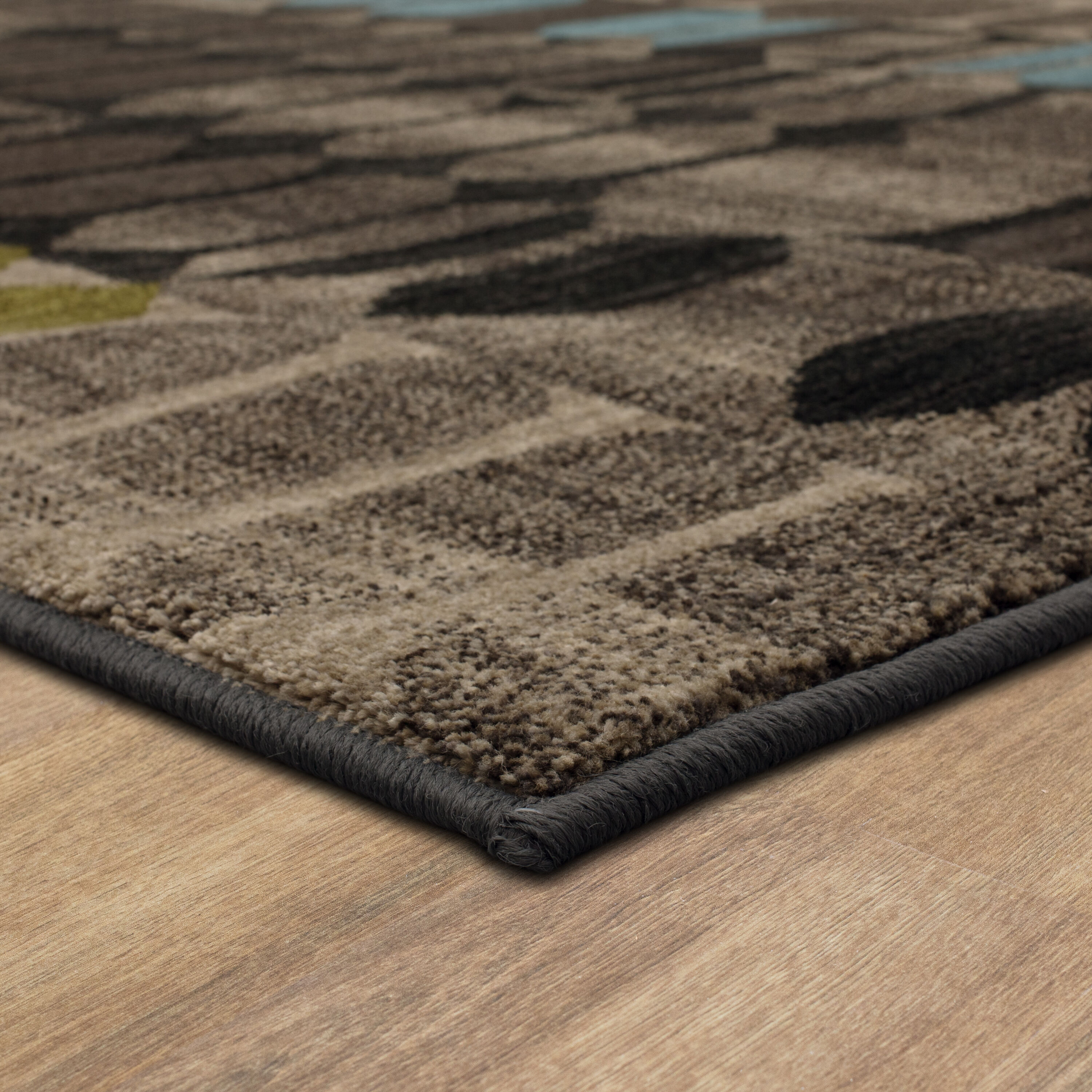 Gray and Black Geometric Polyester Area Rug, 9'6" x 12'11"
