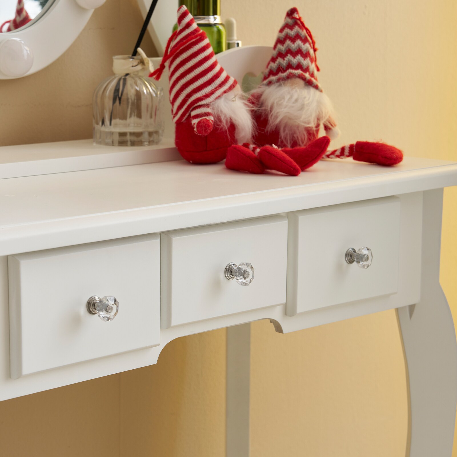 Outopee LO1G52005018 Bedroom-Vanities - View #5