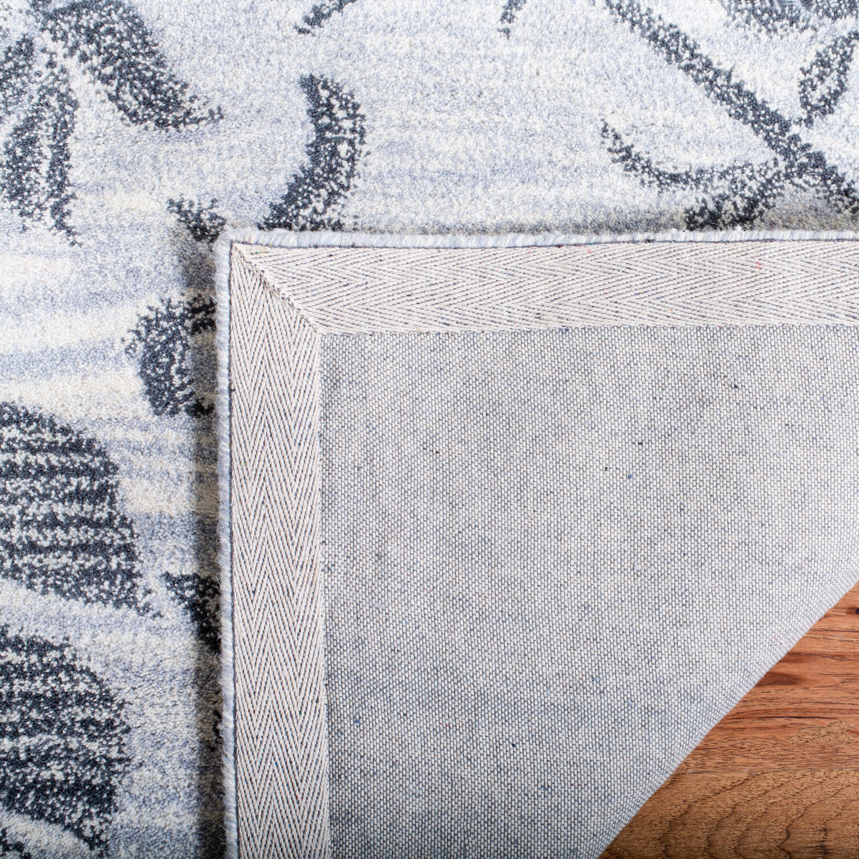 Safavieh SOH742B-2 rugs - View #2