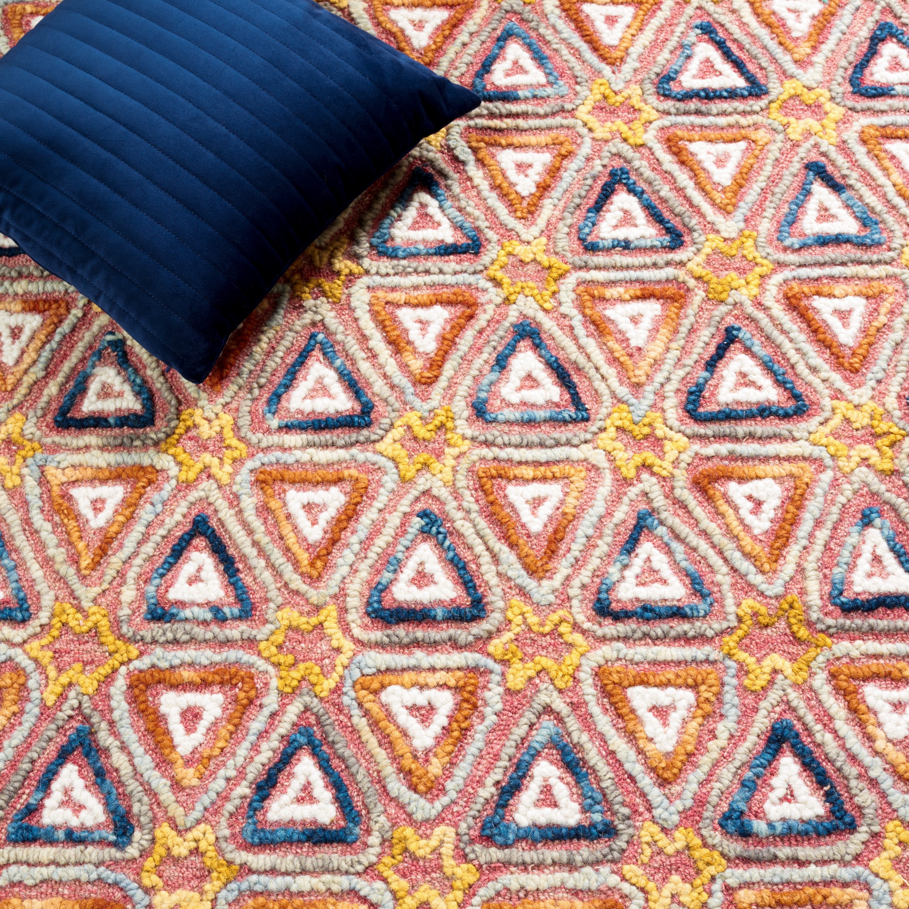 Hand-Tufted Red and Navy Wool 3' x 5' Geometric Area Rug