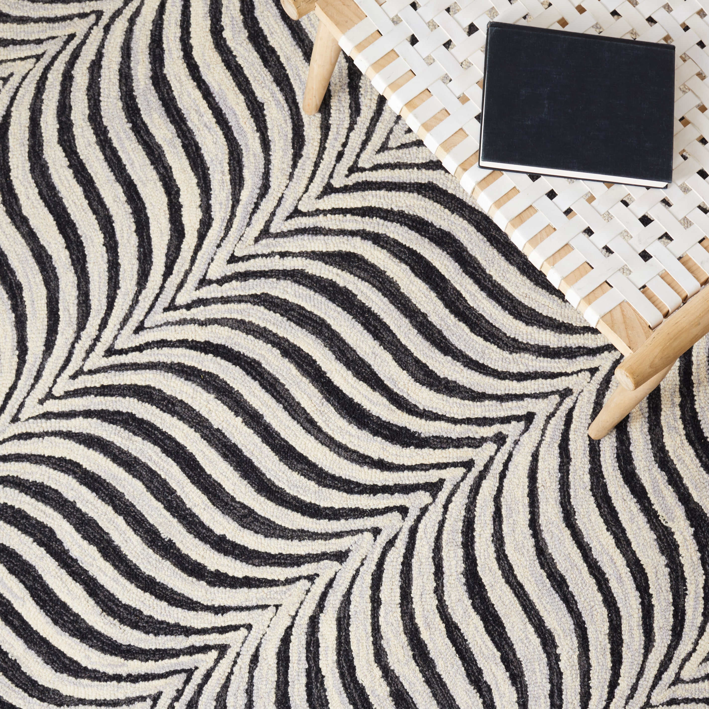 Safavieh MET456Z-8 rugs - View #5