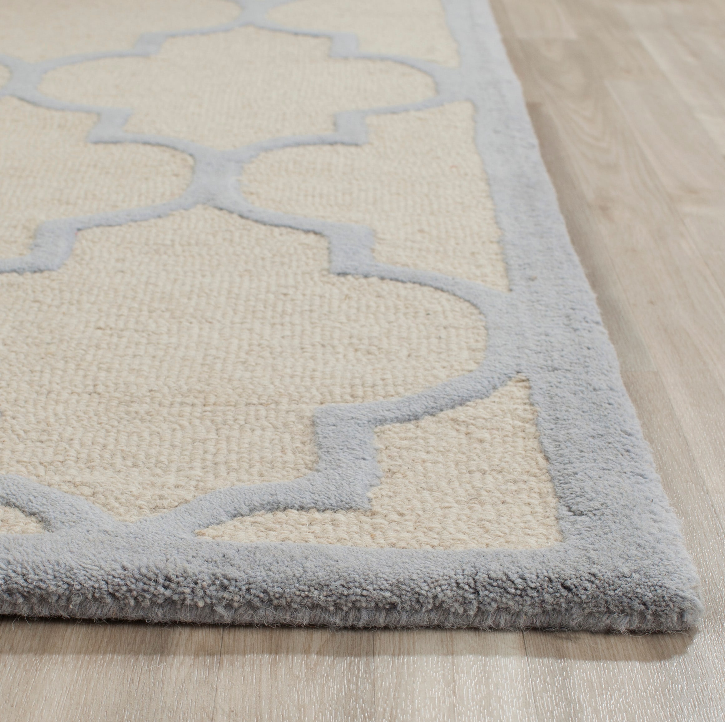 Safavieh CAM134F-28 rugs - View #3