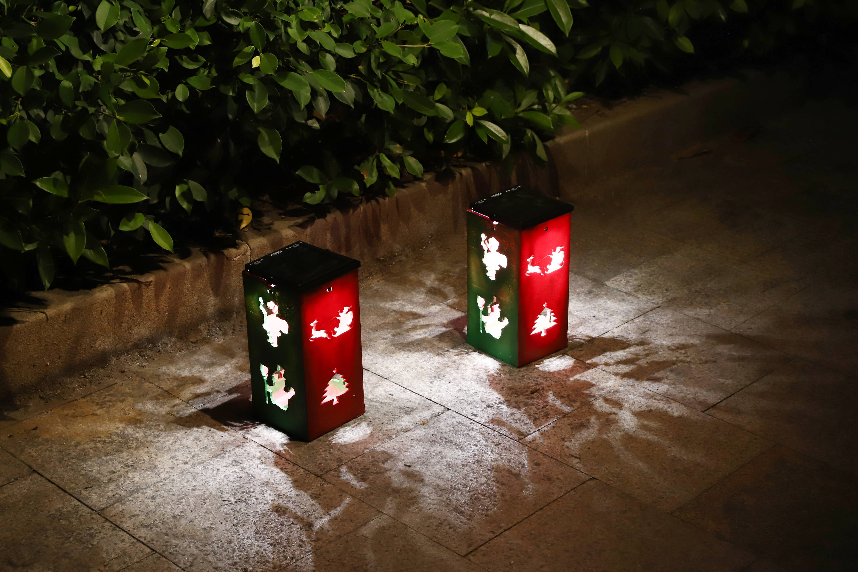 TECHKO SPL-708 Path-Lights - View #2