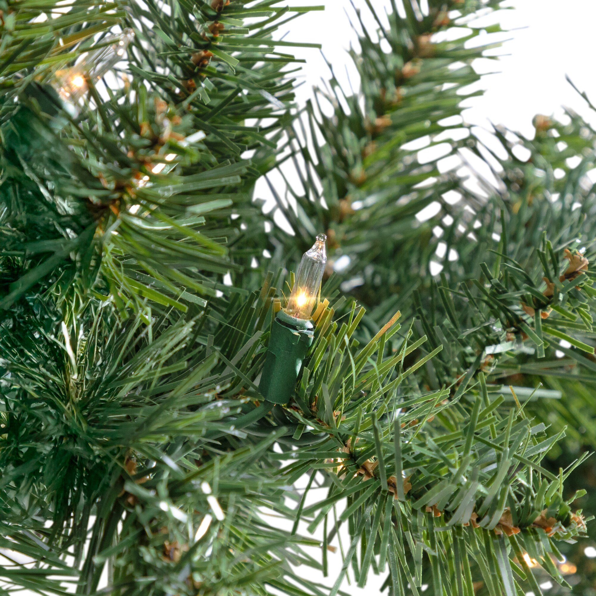 Northlight 31450691 Artificial-Christmas-Garland - View #3