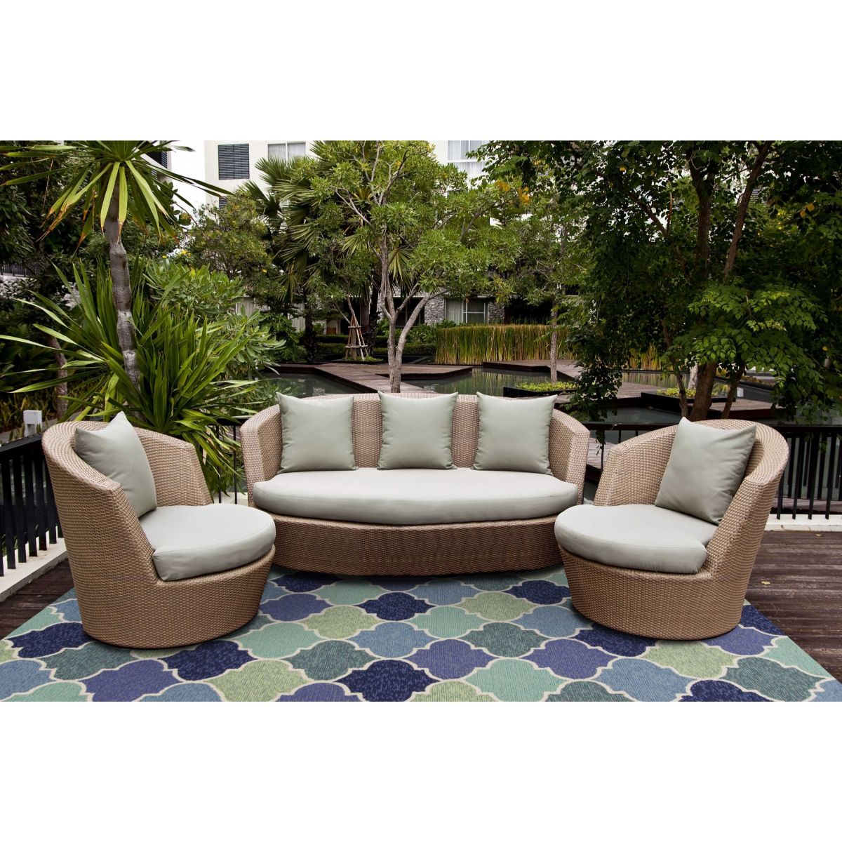 HomeRoots 349927 Bernadette 7 X 9 (ft) Blue Indoor Trellis Area Rug