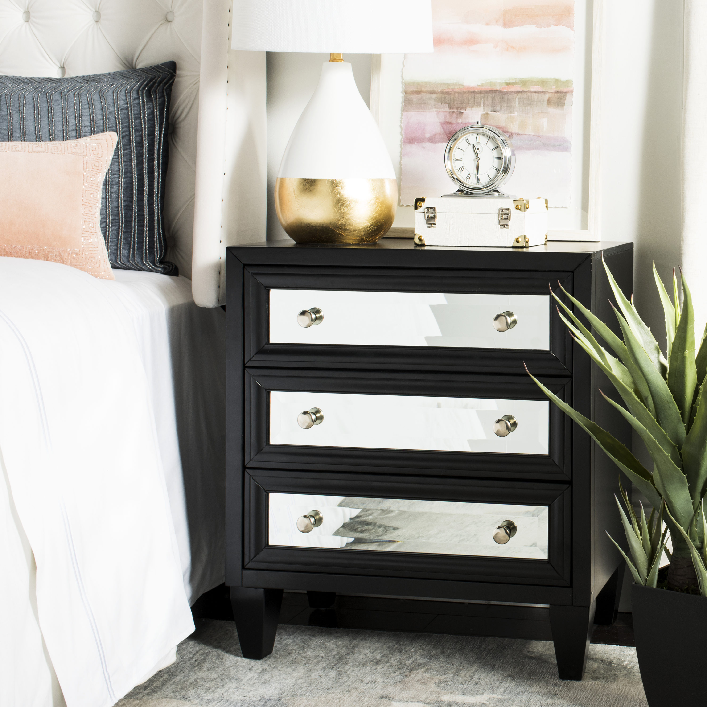 Safavieh CHS9202A Marlon Black 3 -Drawer Standard chest
