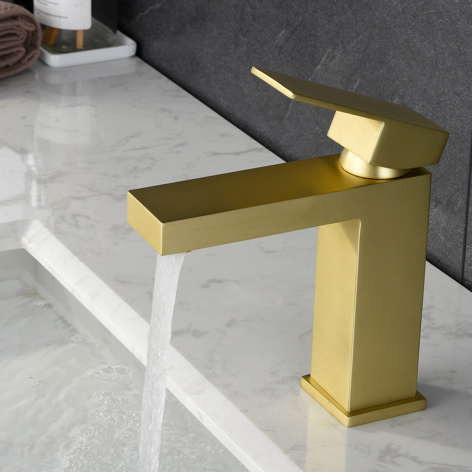 Brushed Gold Single Handle Brass Bathroom Faucet