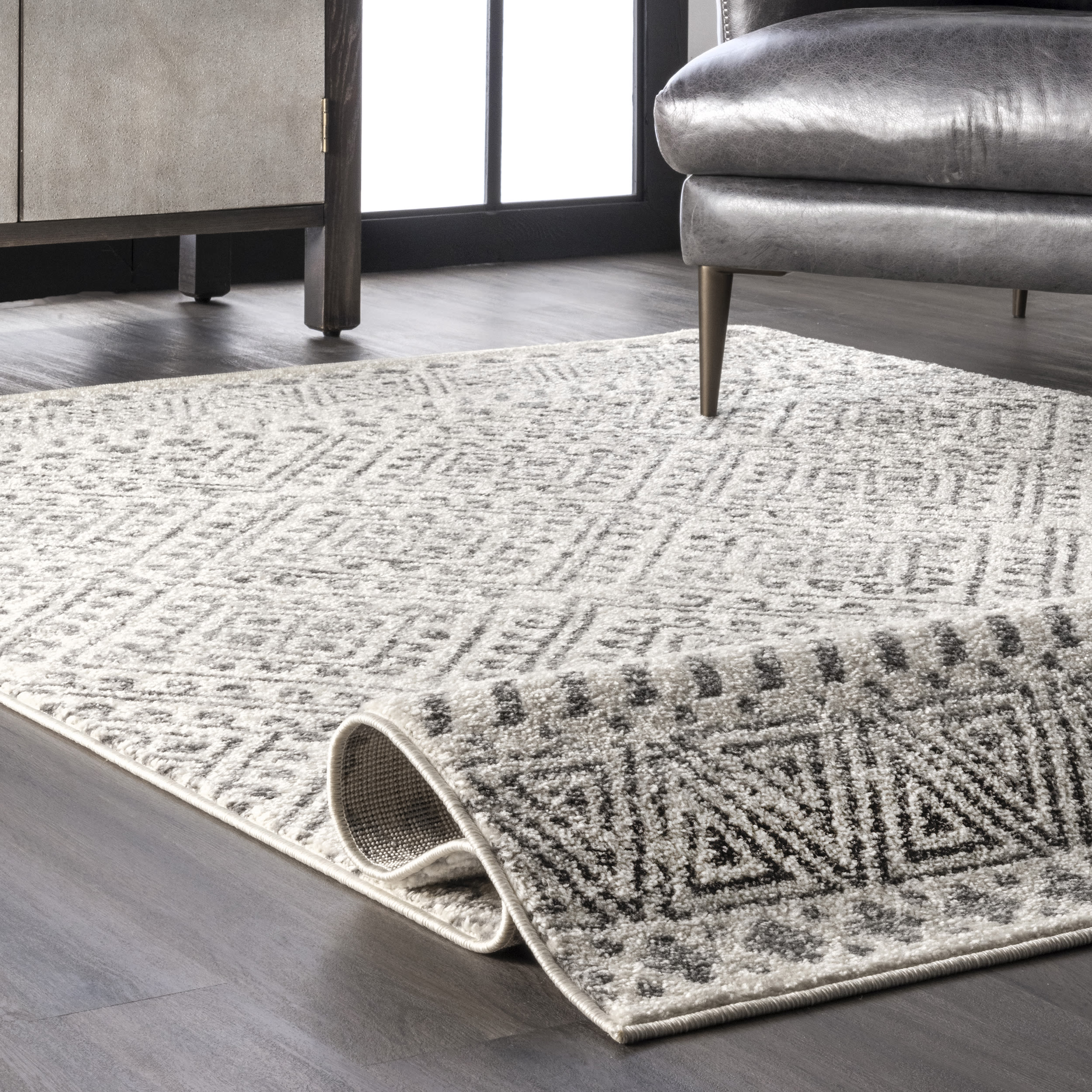 Reversible Easy-Care Gray Synthetic 3' x 5' Trellis Area Rug