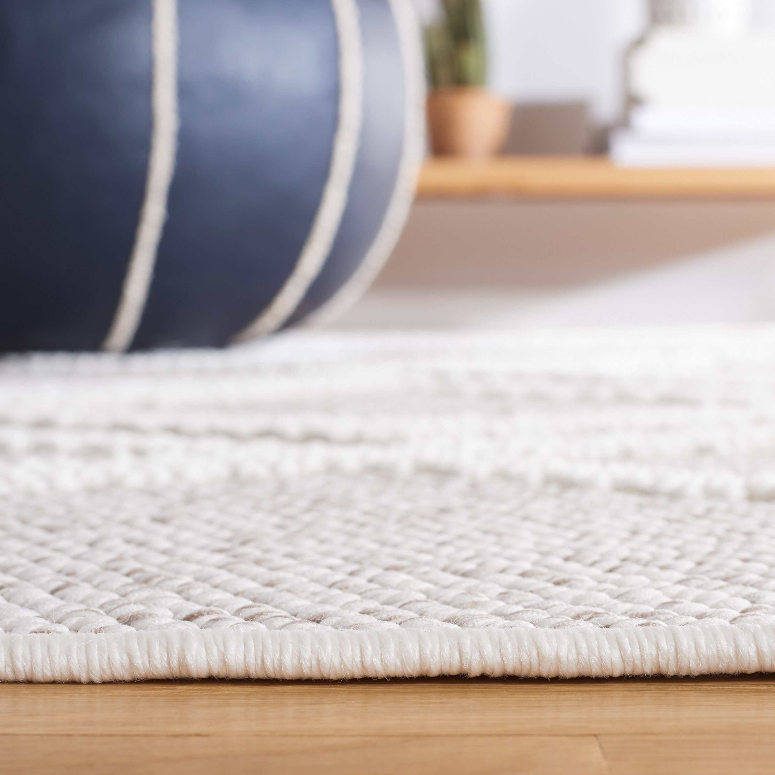 Safavieh LOT110B-7SQ rugs - View #4