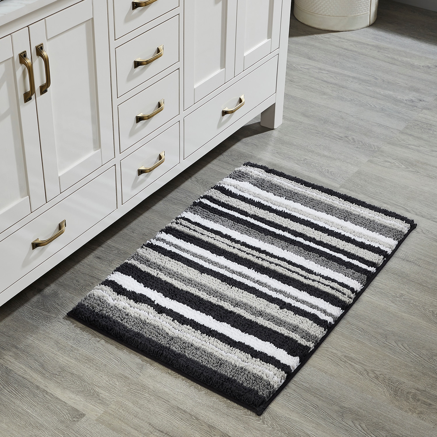 Better Trends BAGR2436GRP 36-Inches x 24-Inches Graphite Polyester Bath rug