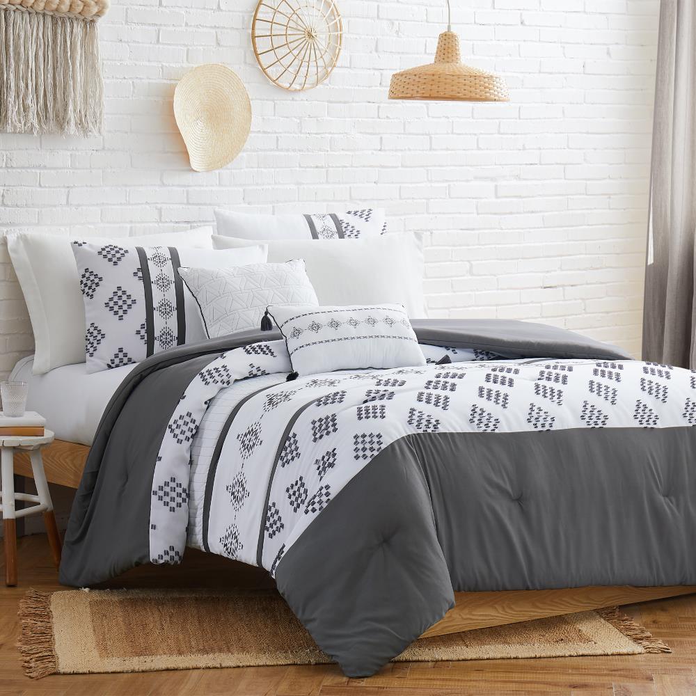 Amrapur Overseas Garment washed comforter set Gray Multi Reversible King  Comforter (Blend with Polyester Fill)