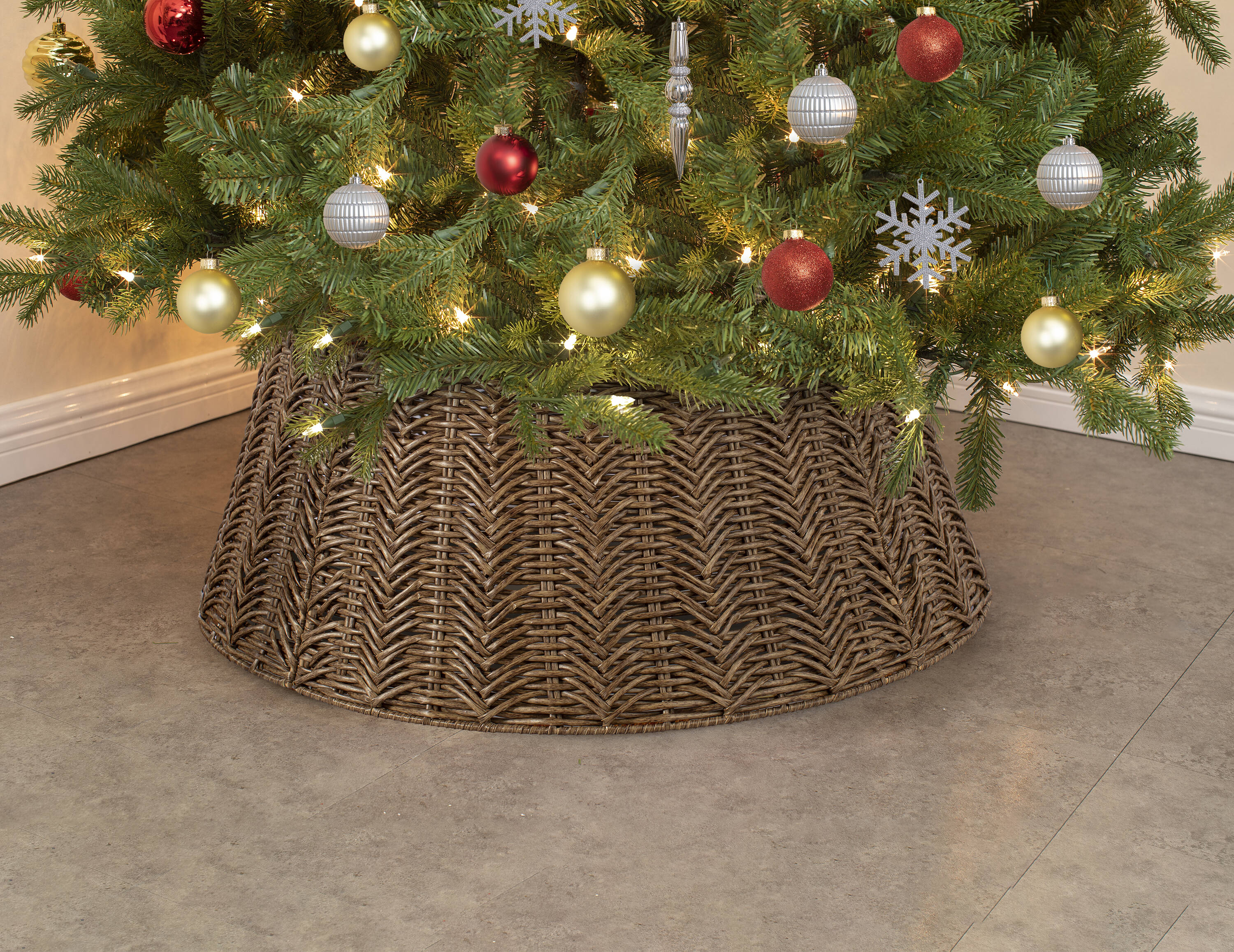 Holiday Living 88C2203A Tree-Skirts - View #5
