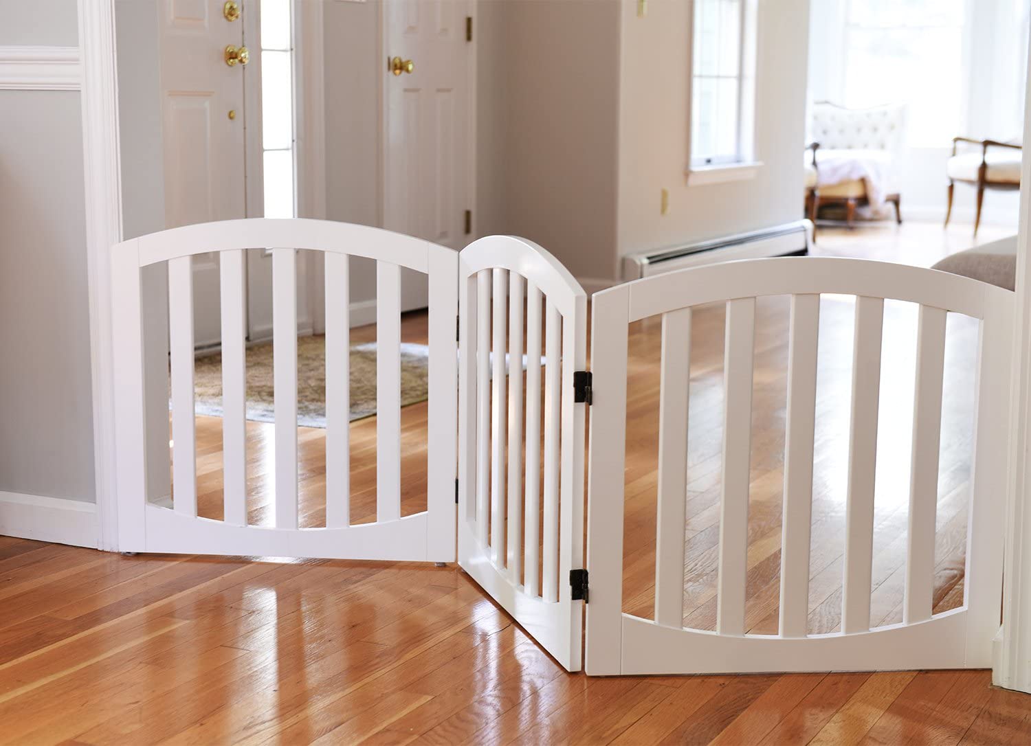 Arf Pets 24-in H Freestanding Expandable White Wood Pet Gate in the Pet ...