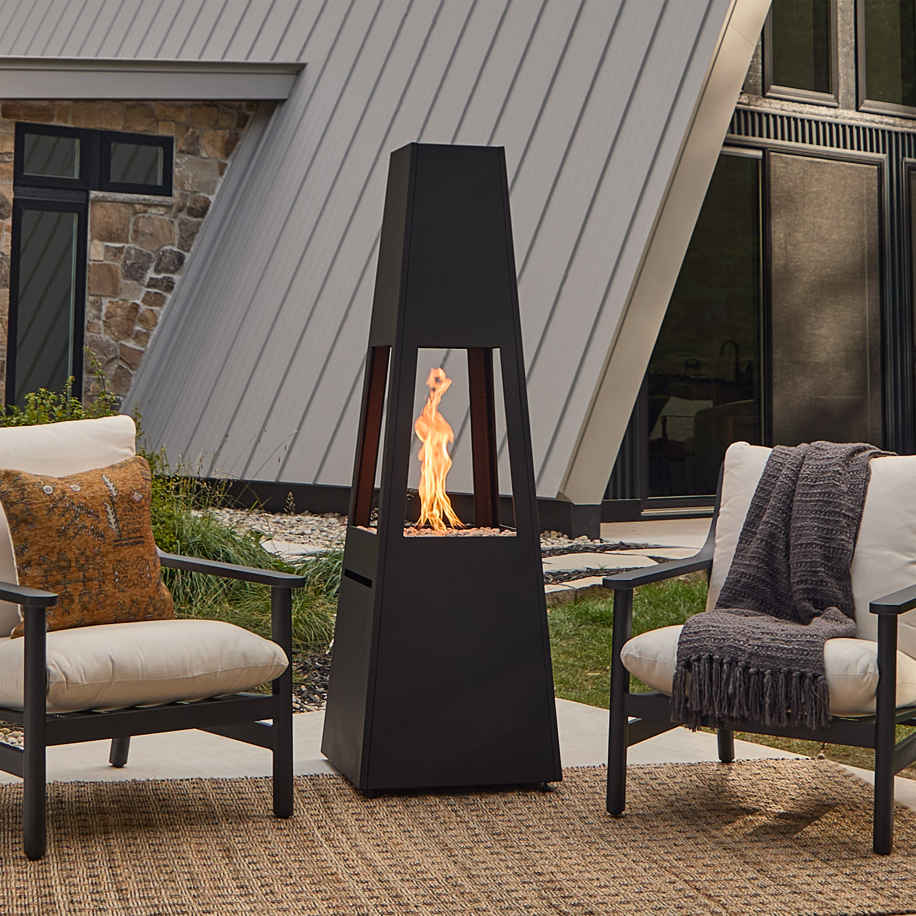 Real Flame 13083LP-BLK Aluminum Liquid propane Outdoor Fireplace