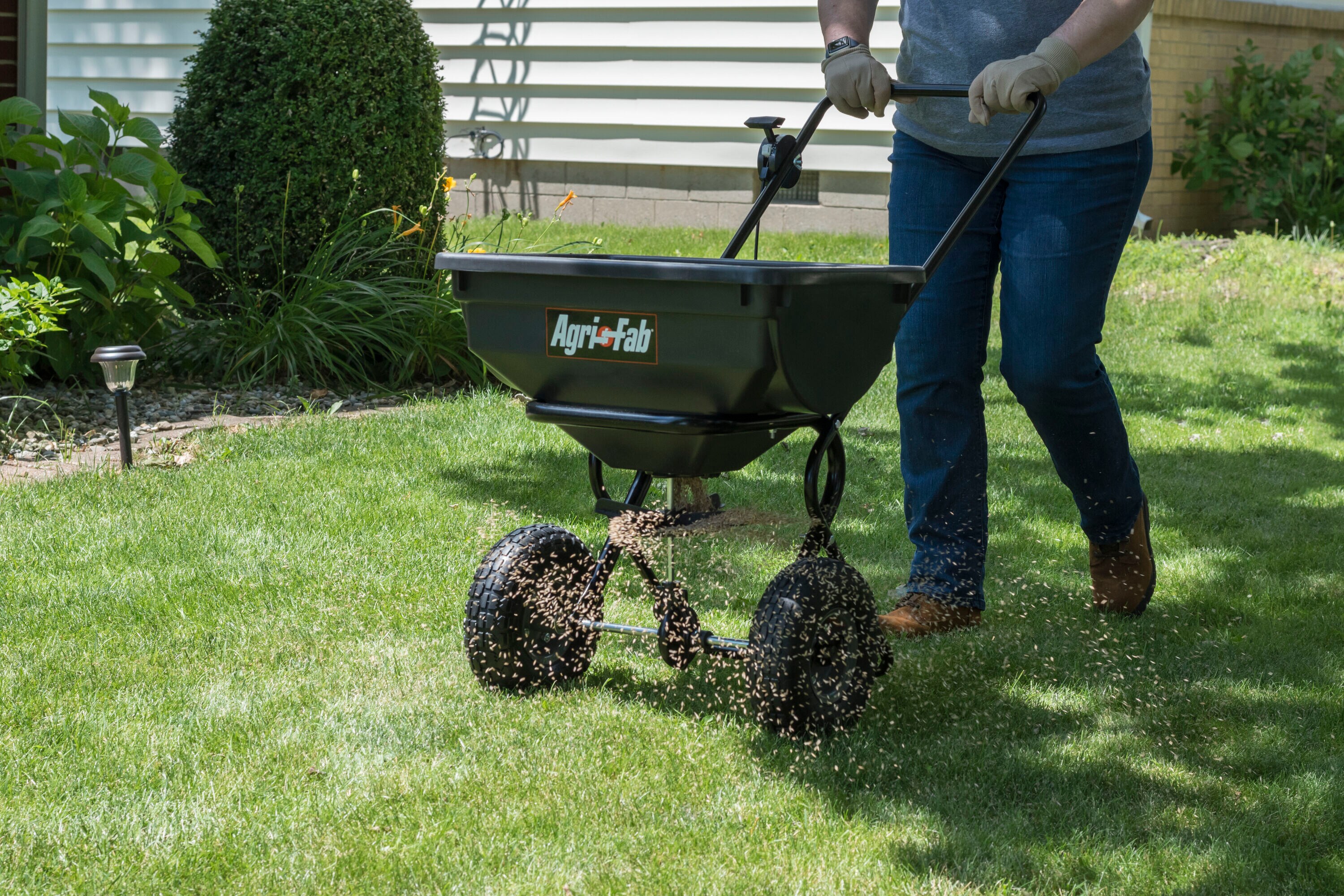 Agri-Fab 45-0388 Push-Spreaders - View #3