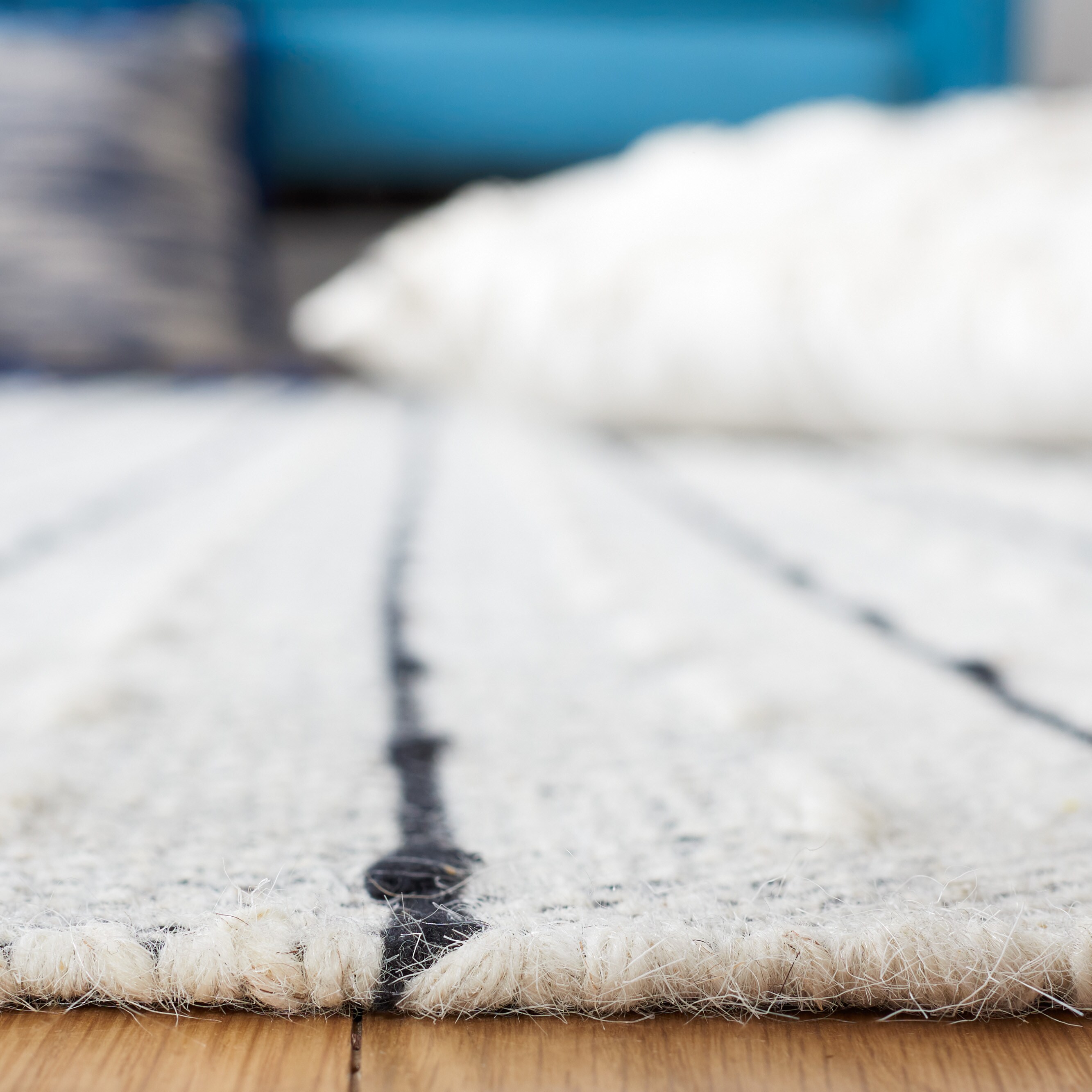 Safavieh VRM504A-4 rugs - View #5